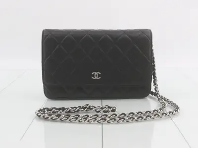 Matelassé Lambskin Chain Wallet Shoulder Bag, Black