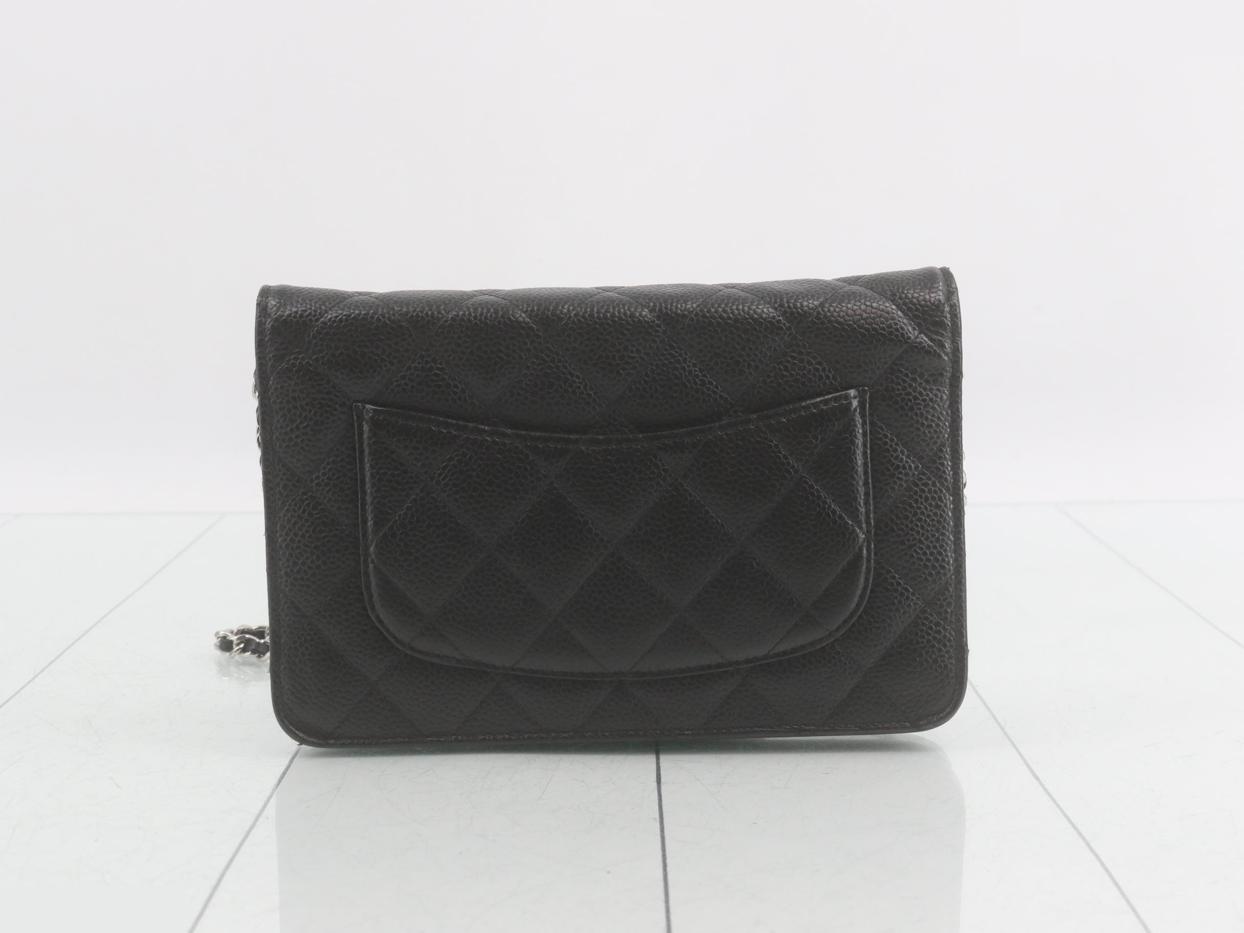 Matelassé caviar chain wallet (with seal) — view 2