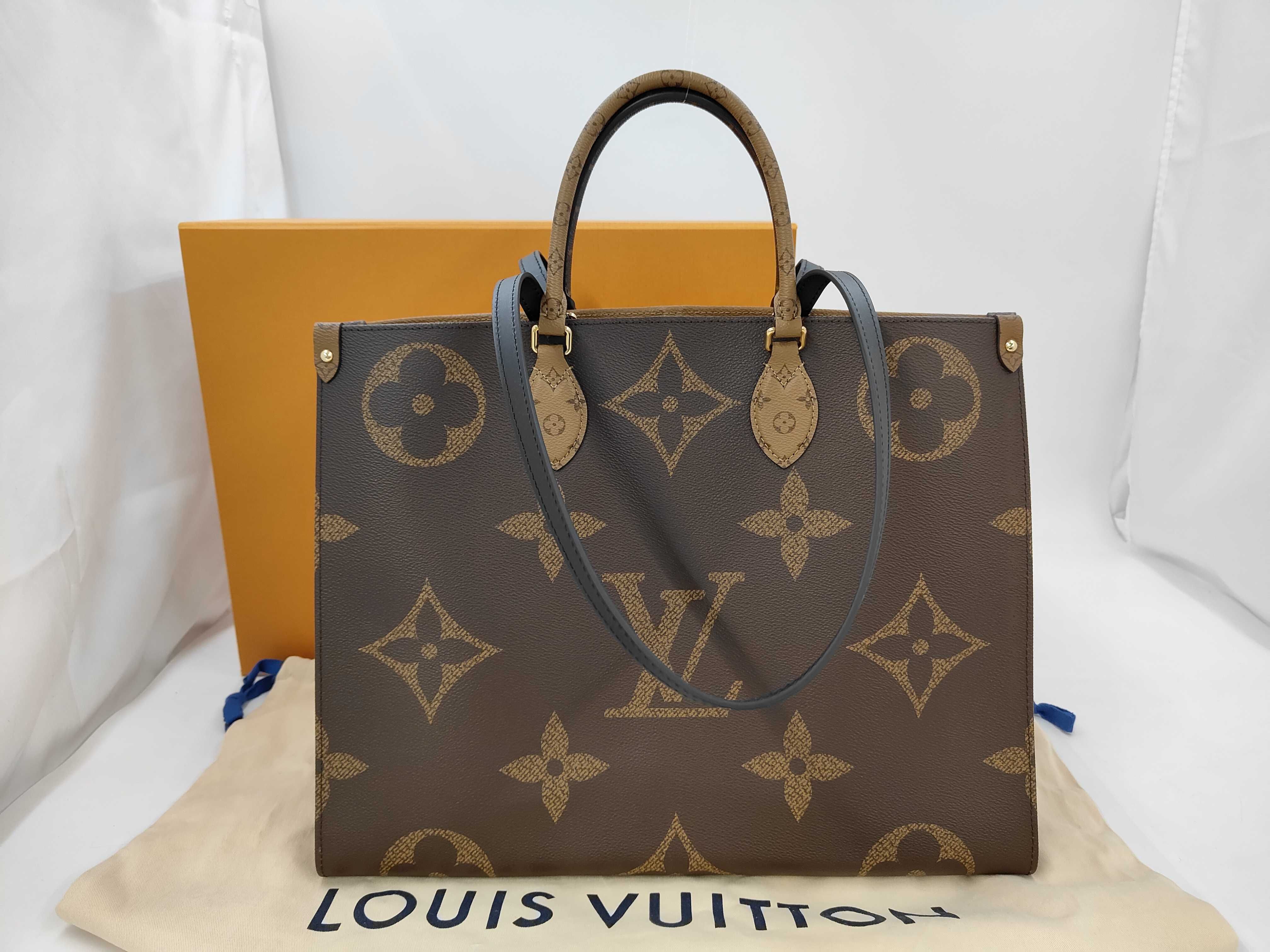 Monogram Giant Reverse OnTheGo GM Handbag