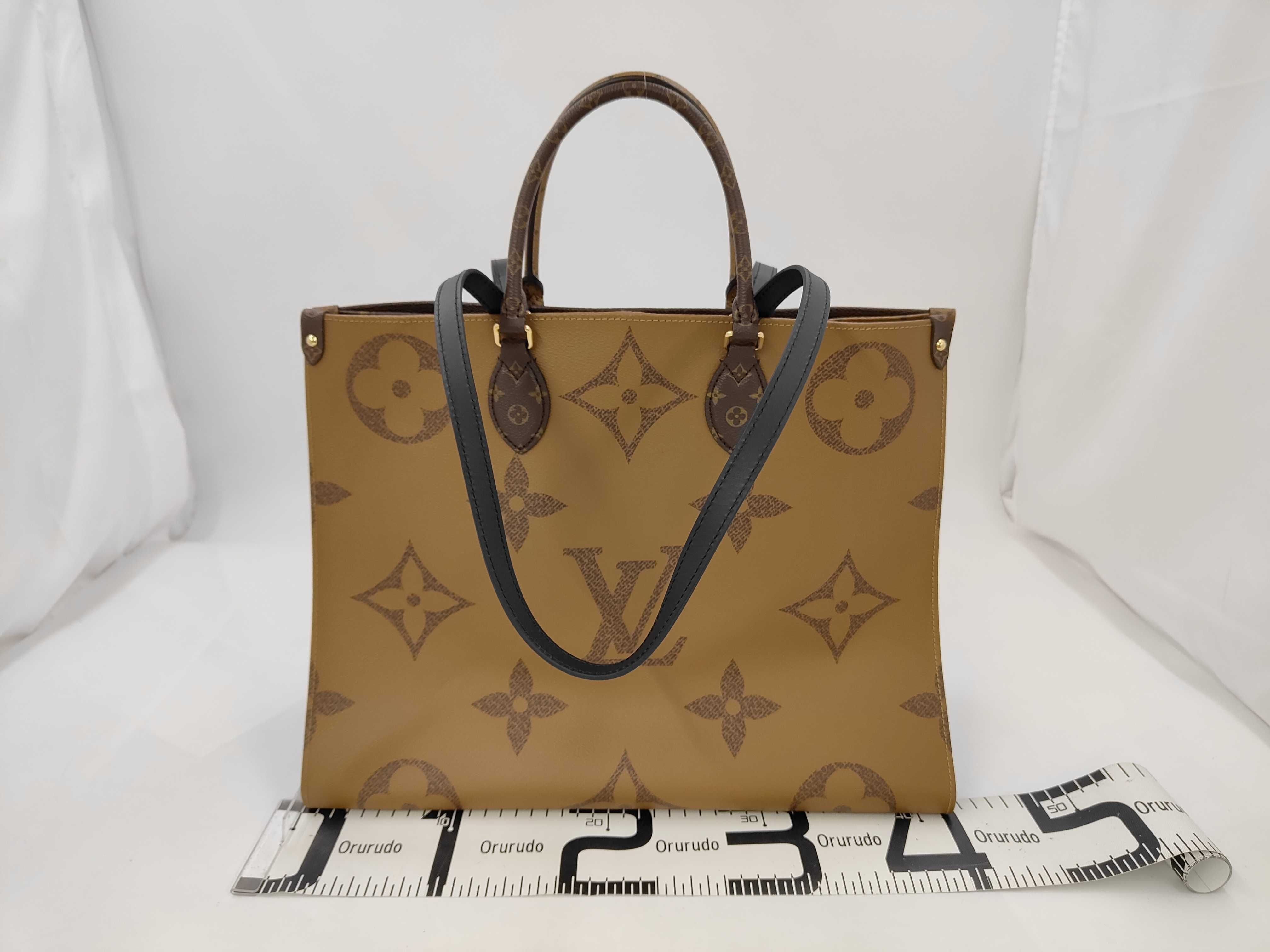 Monogram Giant Reverse OnTheGo GM Handbag — view 2