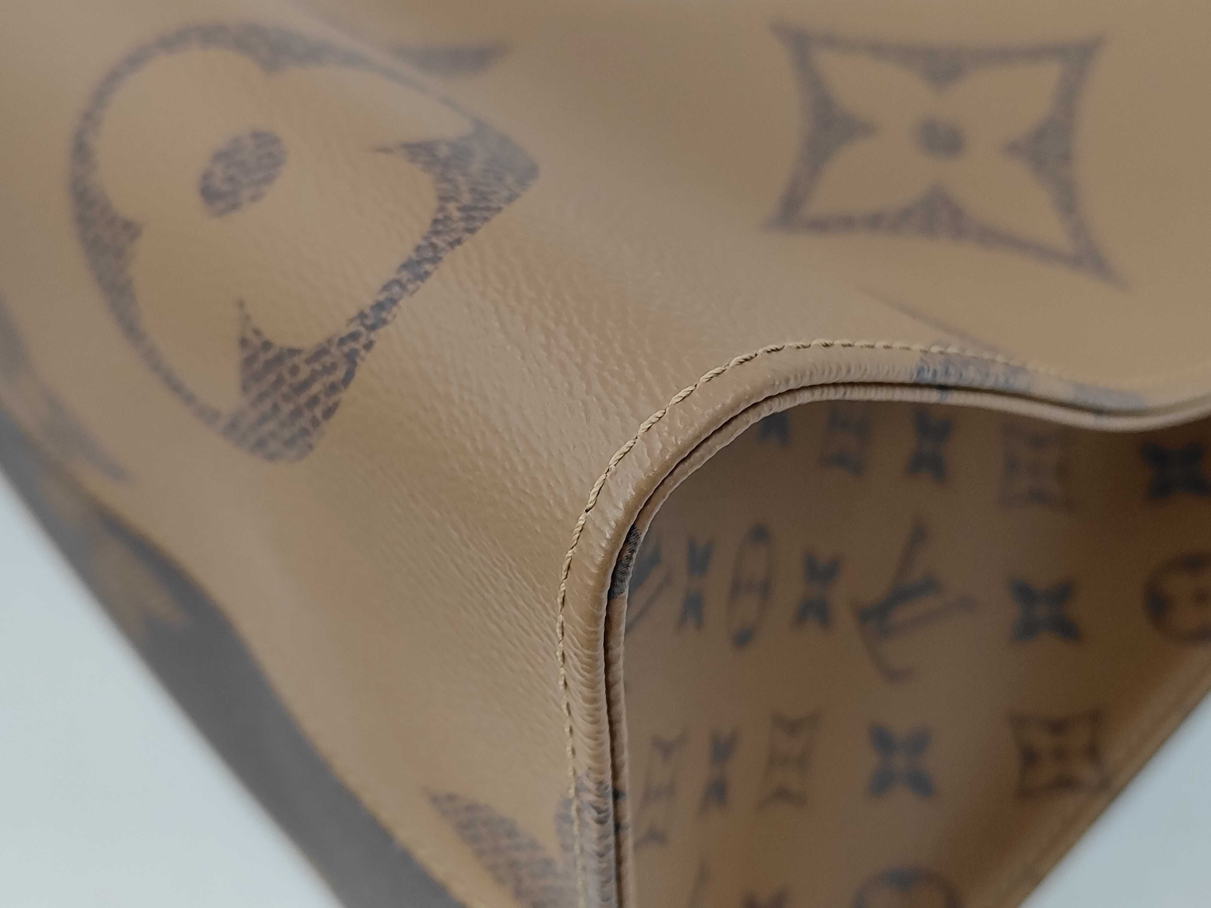 Monogram Giant Reverse OnTheGo GM Handbag — view 4