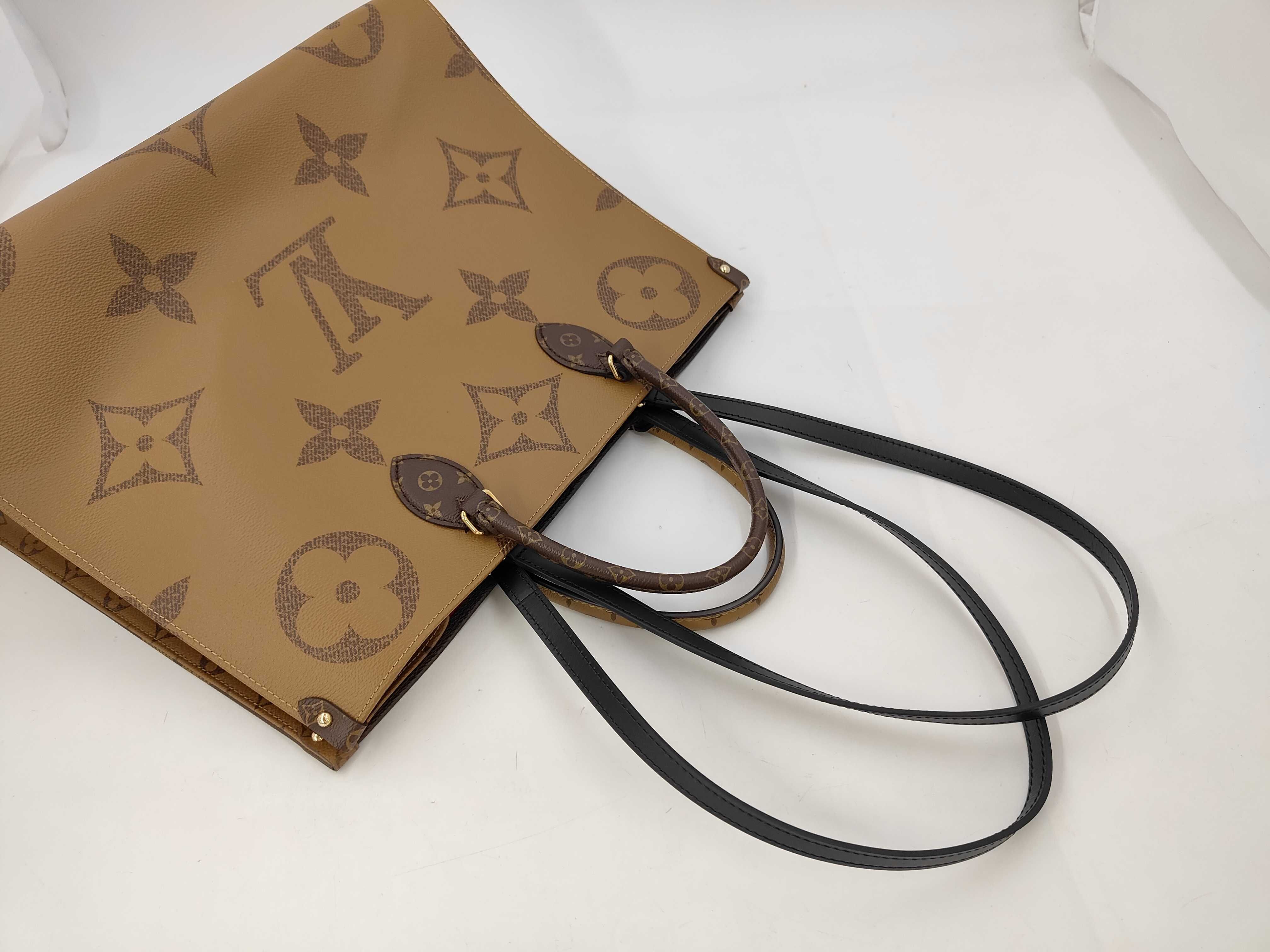 Monogram Giant Reverse OnTheGo GM Handbag — view 5
