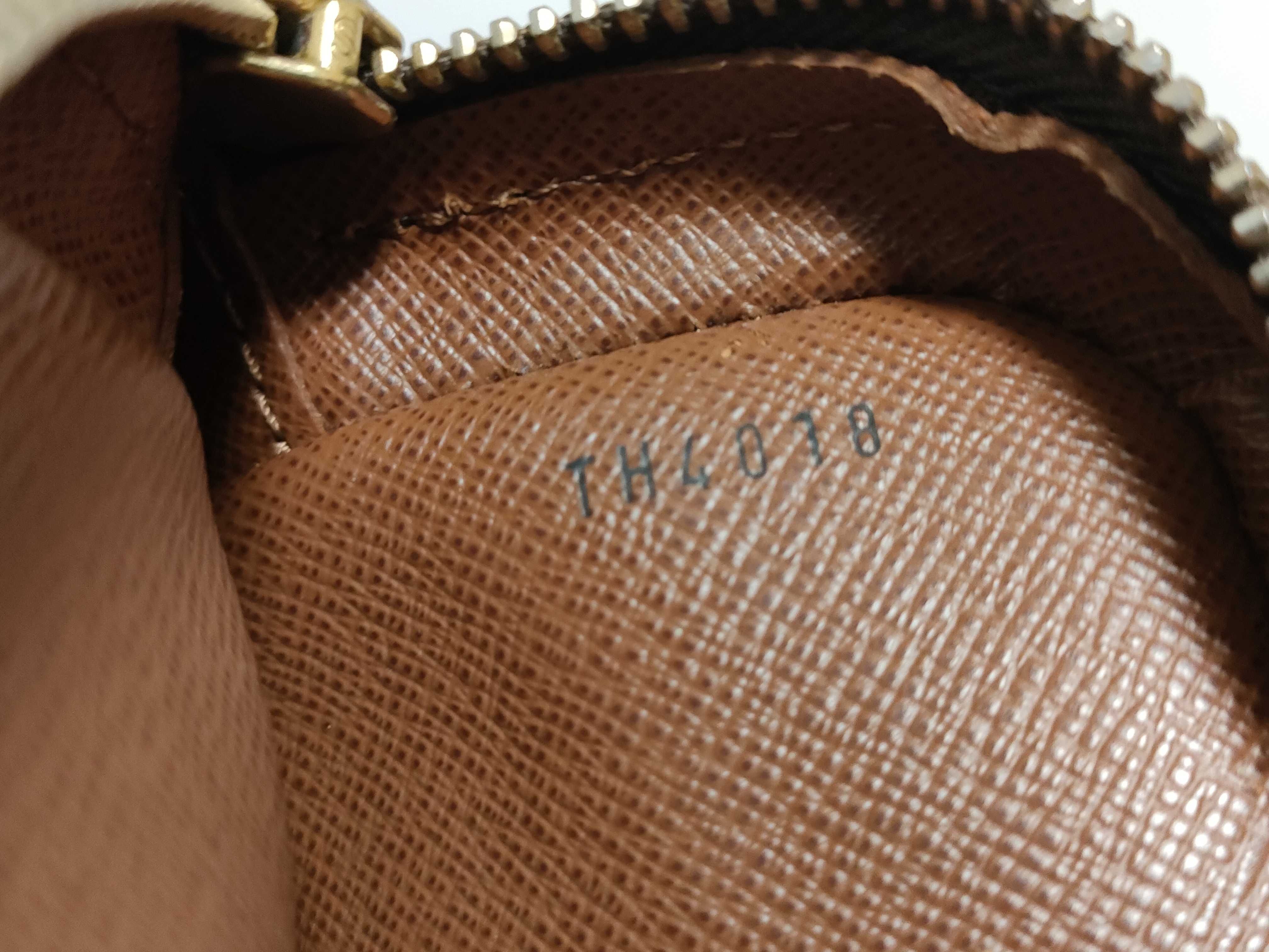 Monogram Amazon M45236 TH4018 Shoulder Bag — view 13