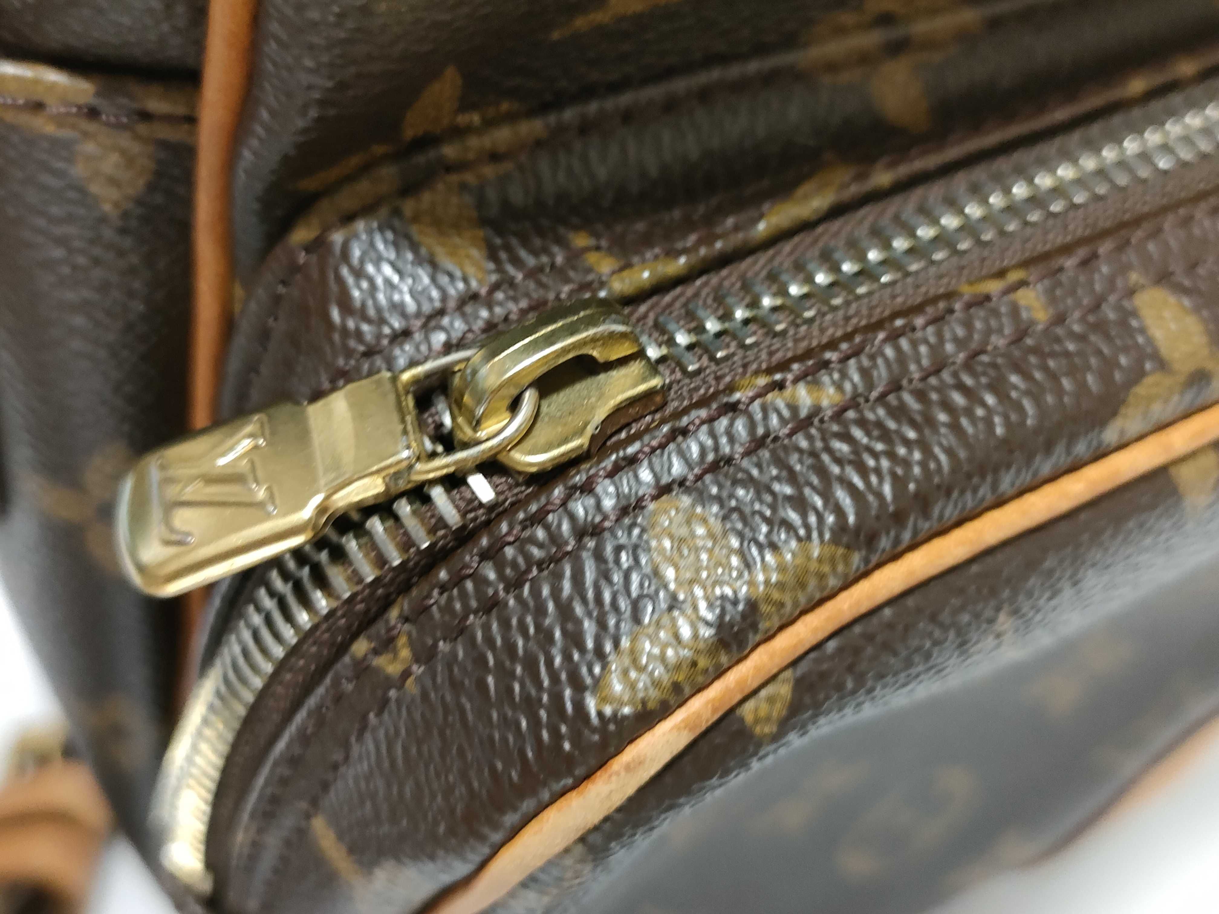 Monogram Amazon M45236 TH4018 Shoulder Bag — view 14