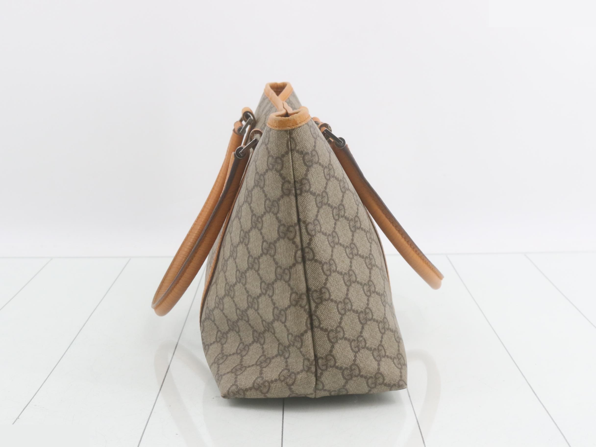 114595 204990 Bag charm included — view 4
