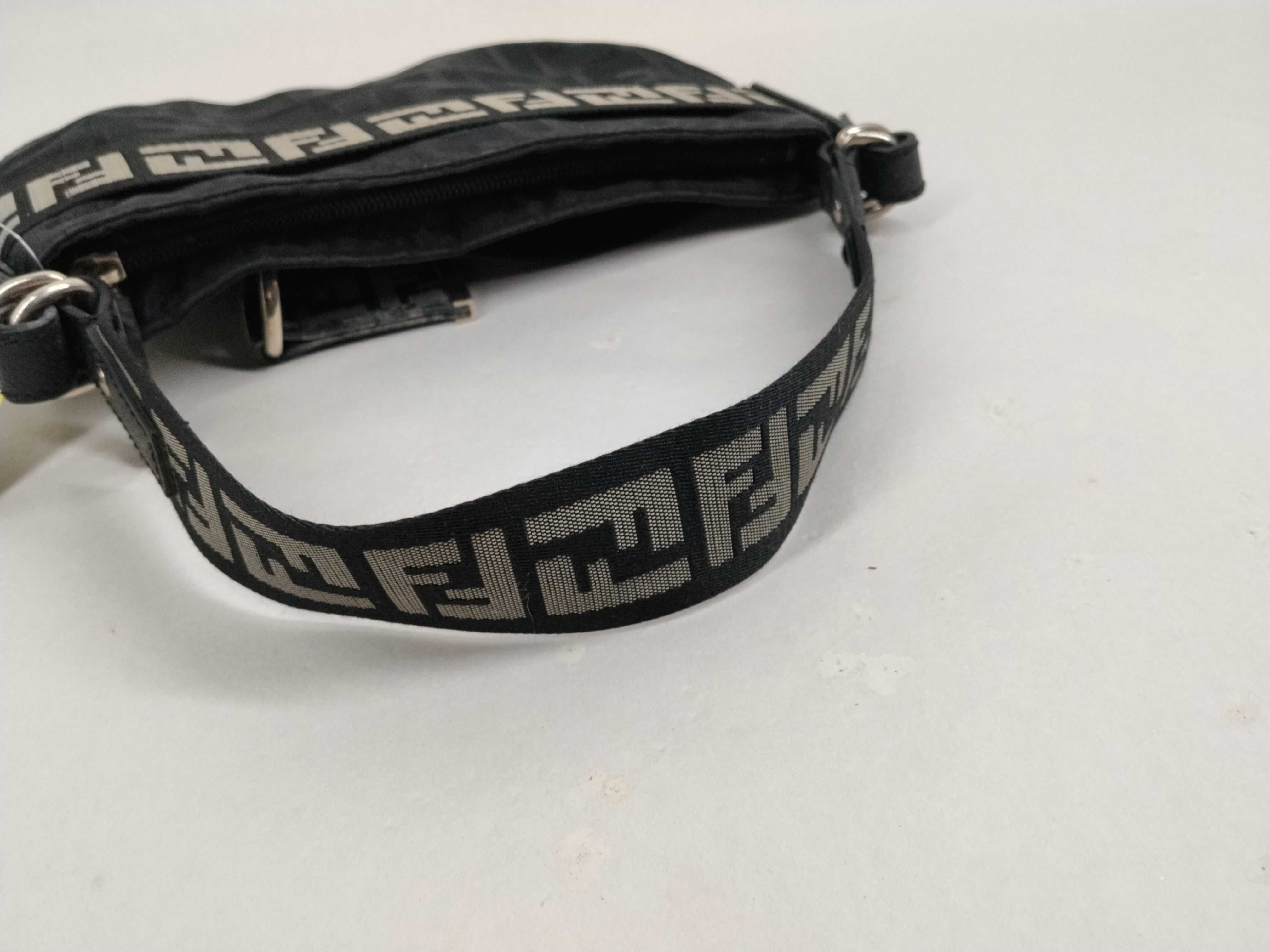 RG5-058 Pouch — view 5