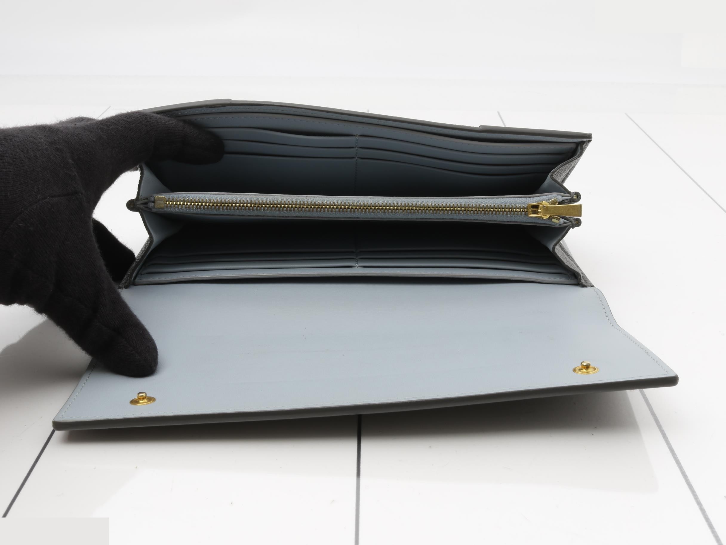 Long wallet, gray leather — view 4