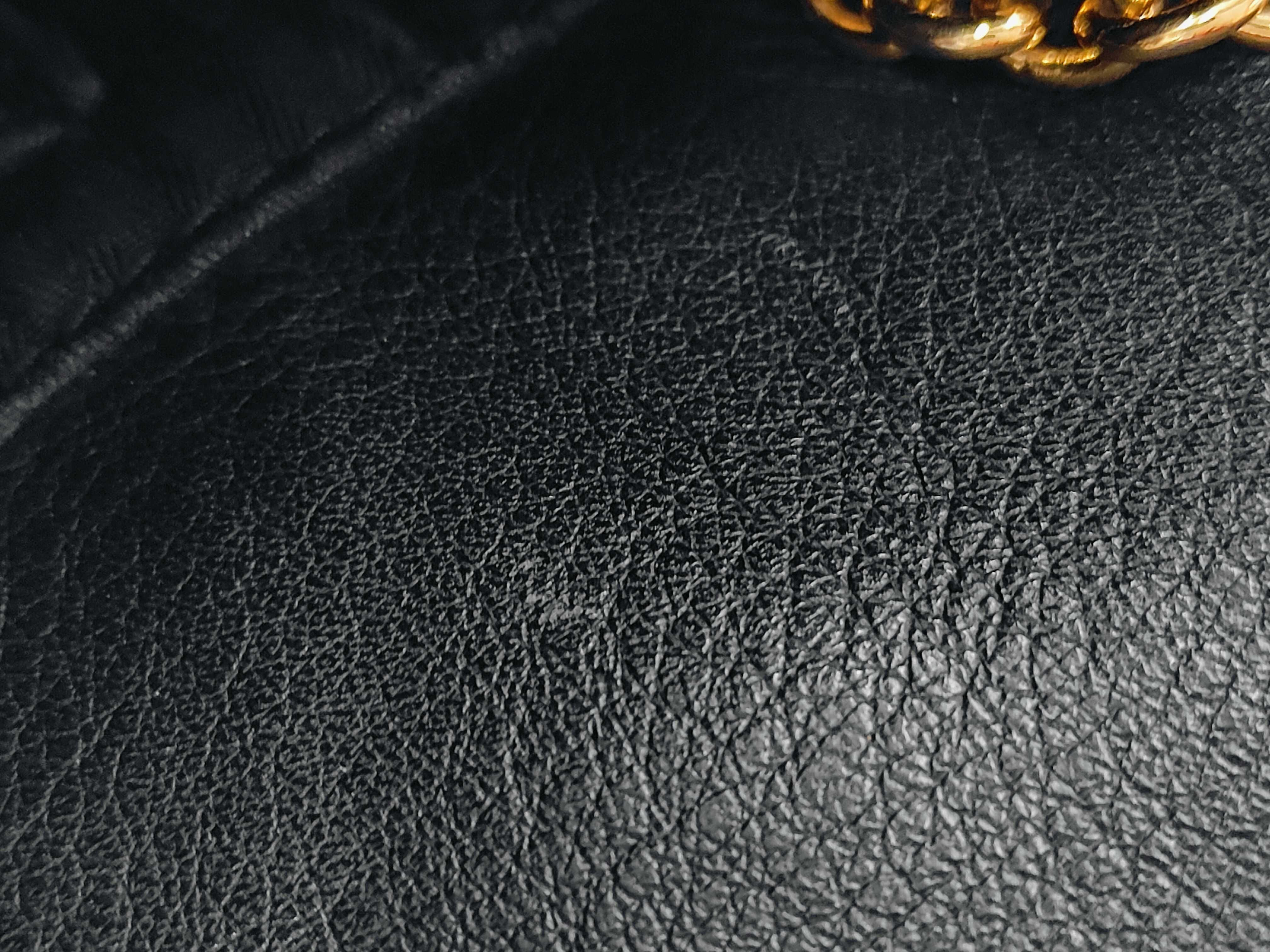 FF logo hardware chain shoulder bag — view 11