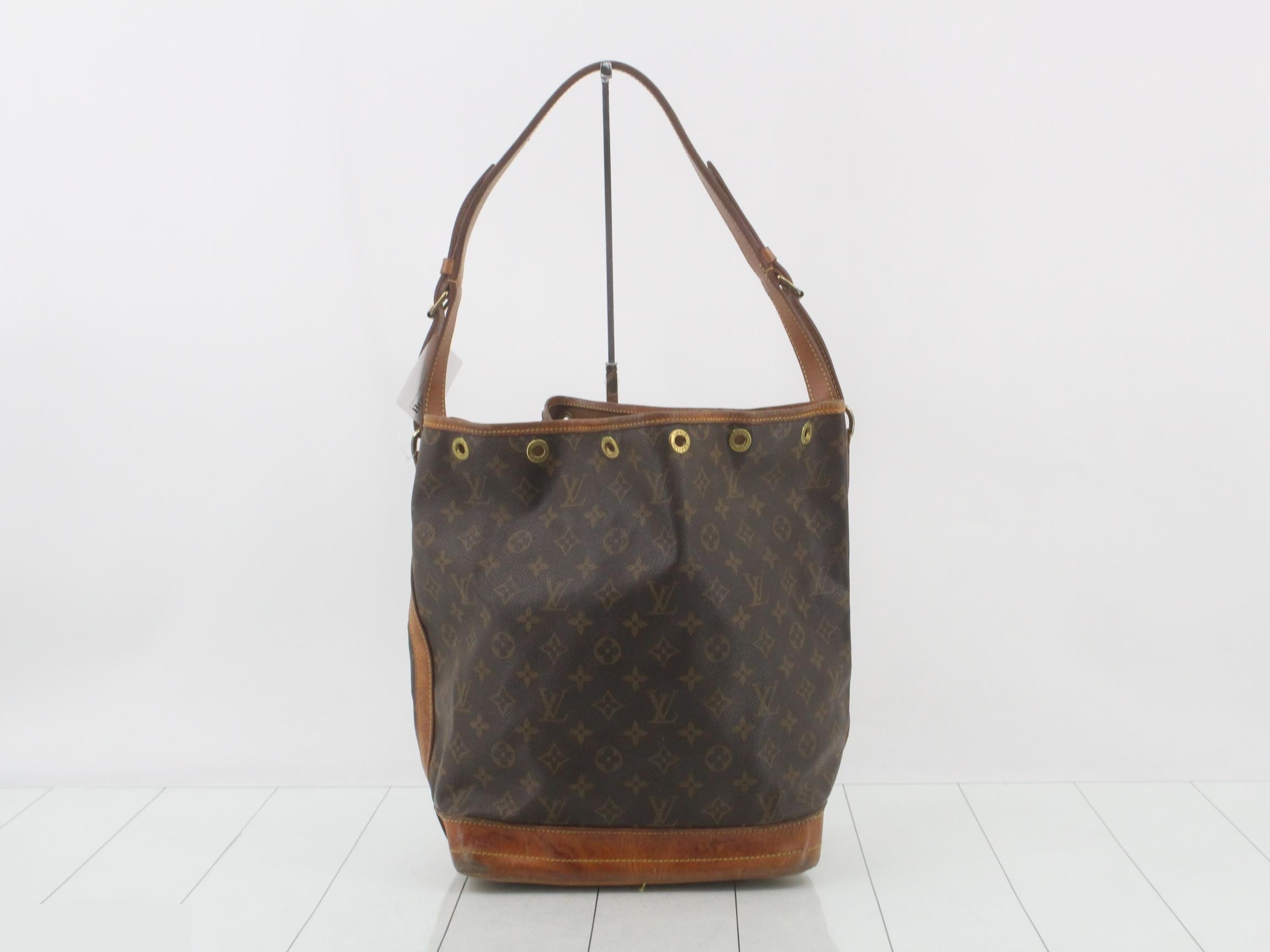 Monogram Noé Shoulder Bag