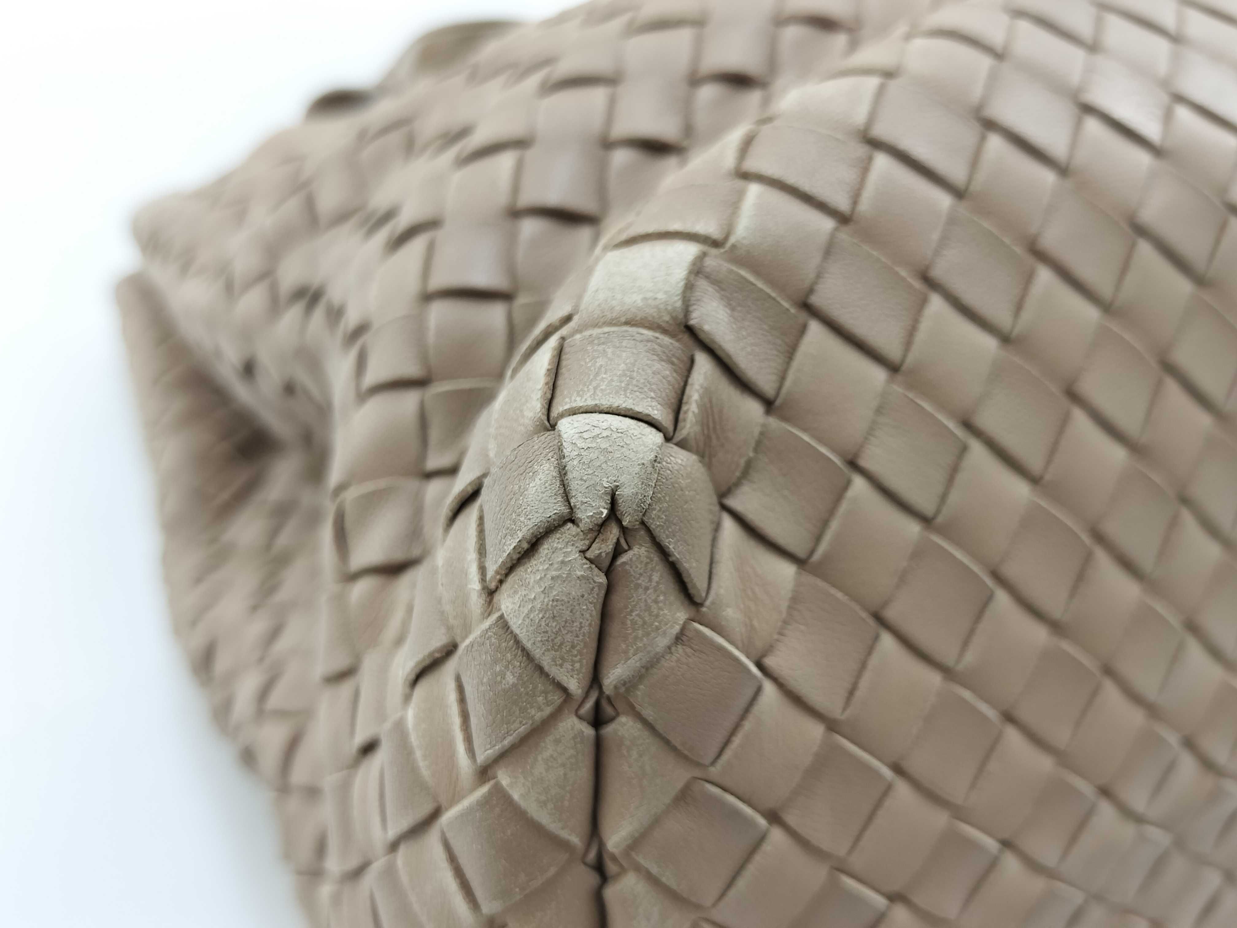 Intrecciato Tote Bag, Beige Tote Bag — view 5