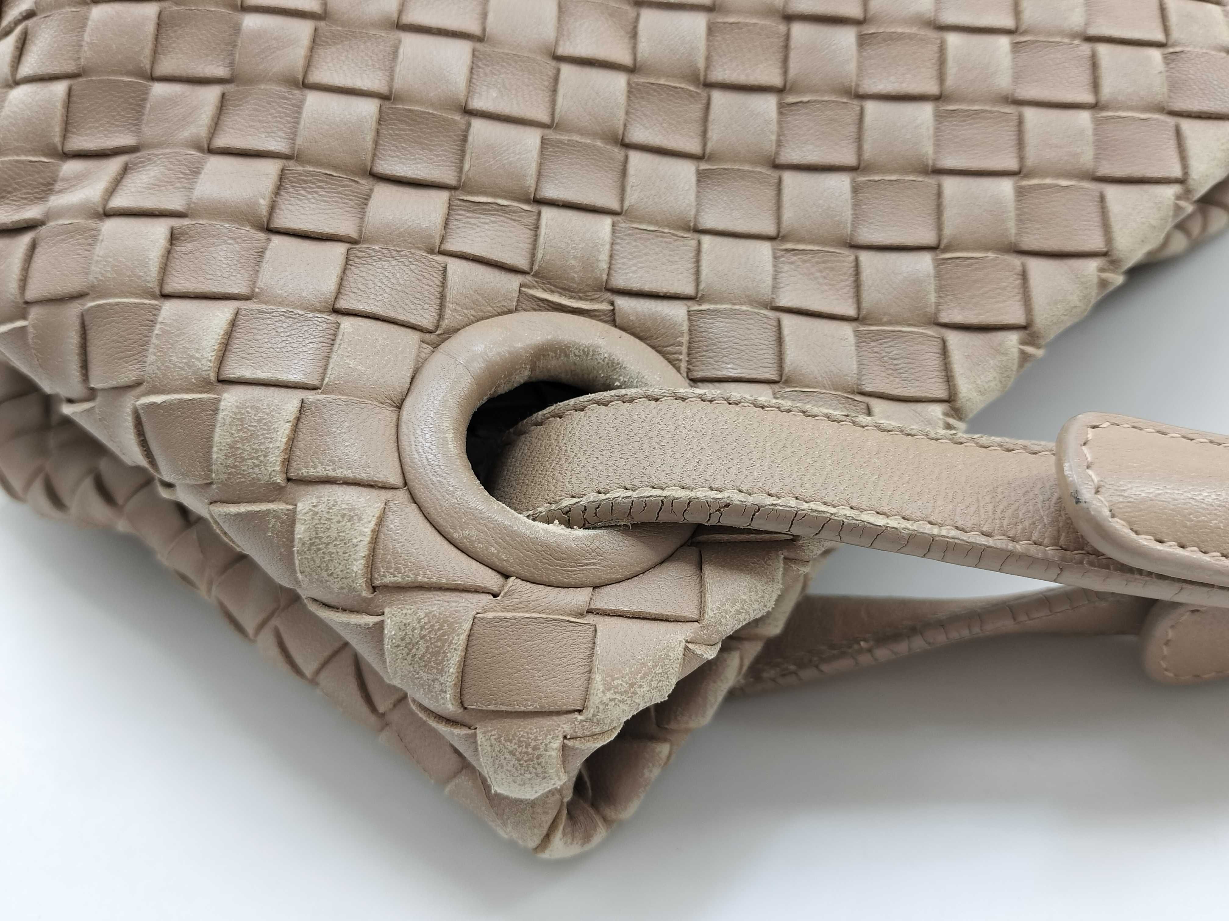 Intrecciato Tote Bag, Beige Tote Bag — view 7