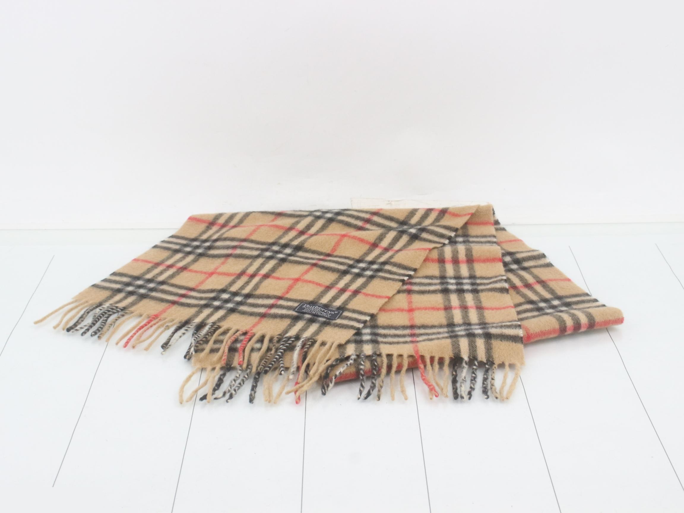 Other lines: Small items, accessories, and scarves — view 2