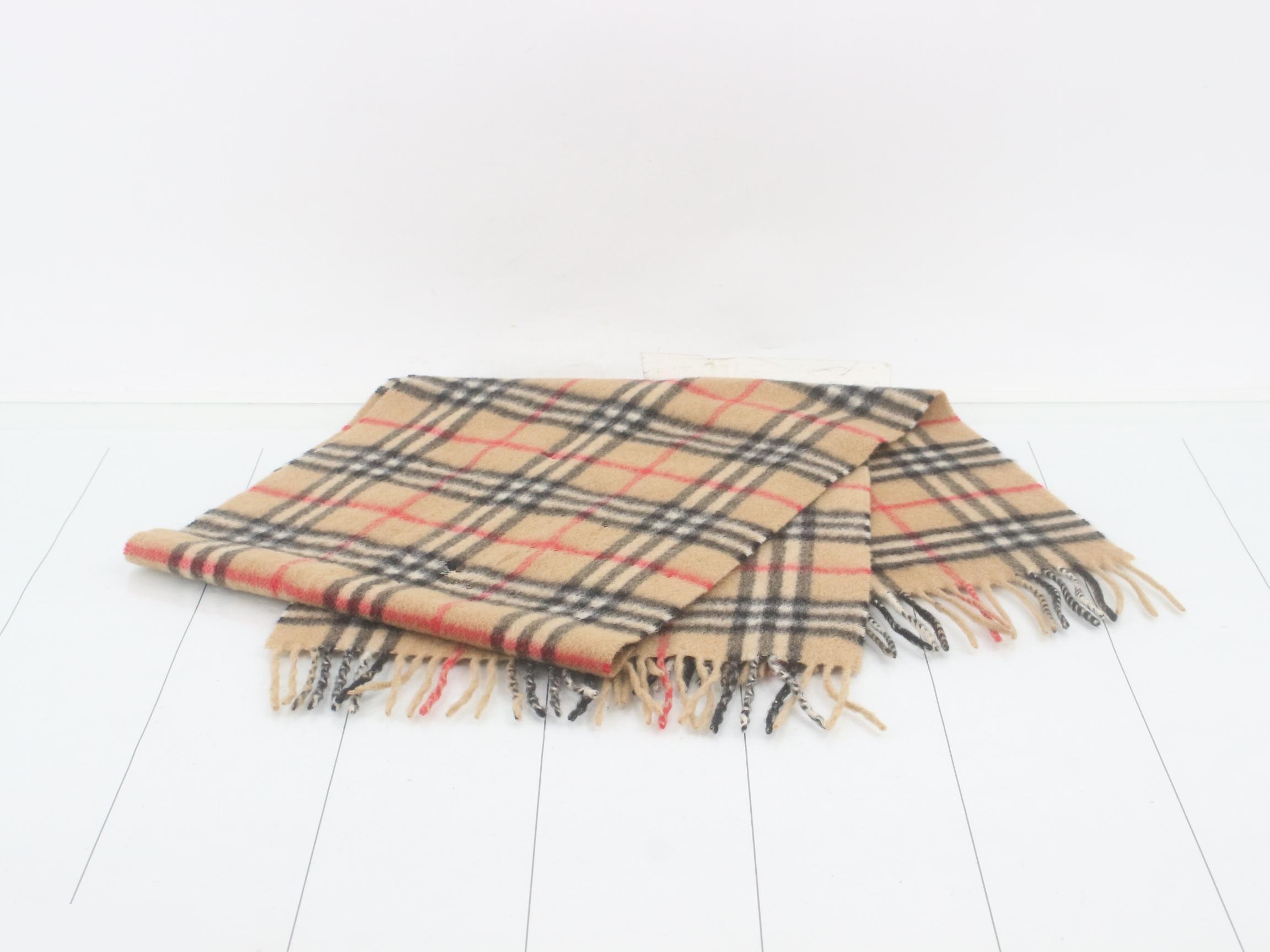 Other lines: Small items, accessories, and scarves — view 3
