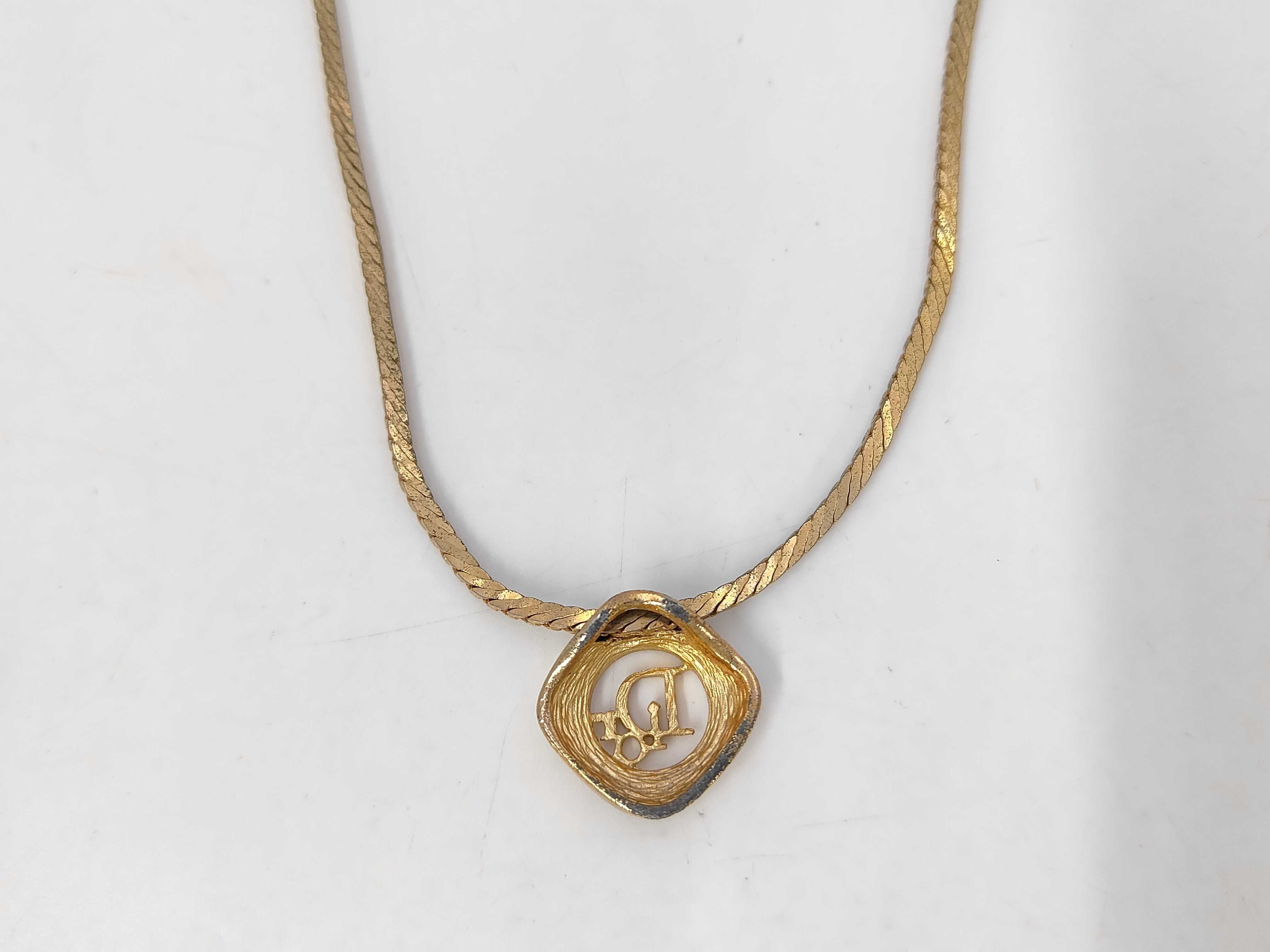 Christian / Necklace / GP Necklace — view 2
