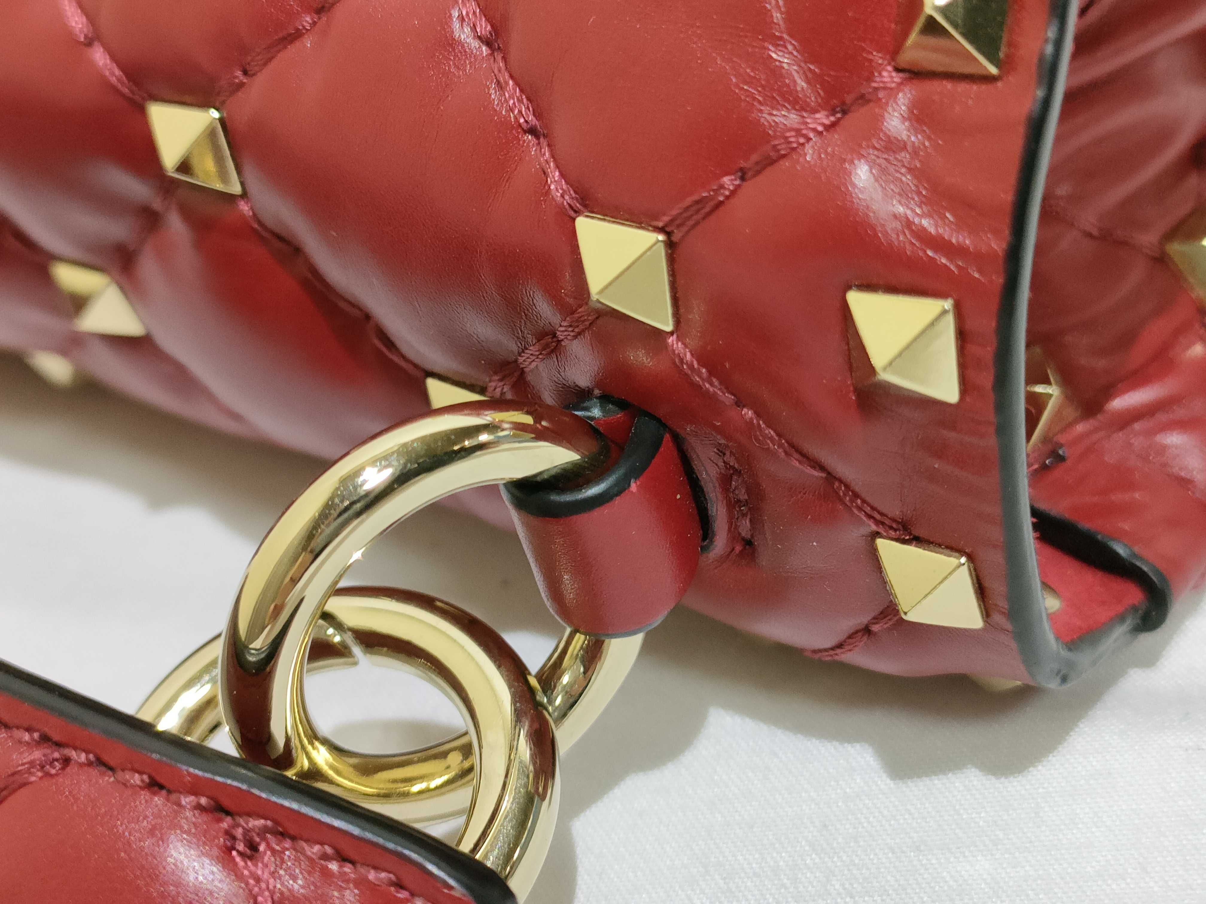 TR- Garavani Red Rockstud Top Handle Shoulder Bag — view 5