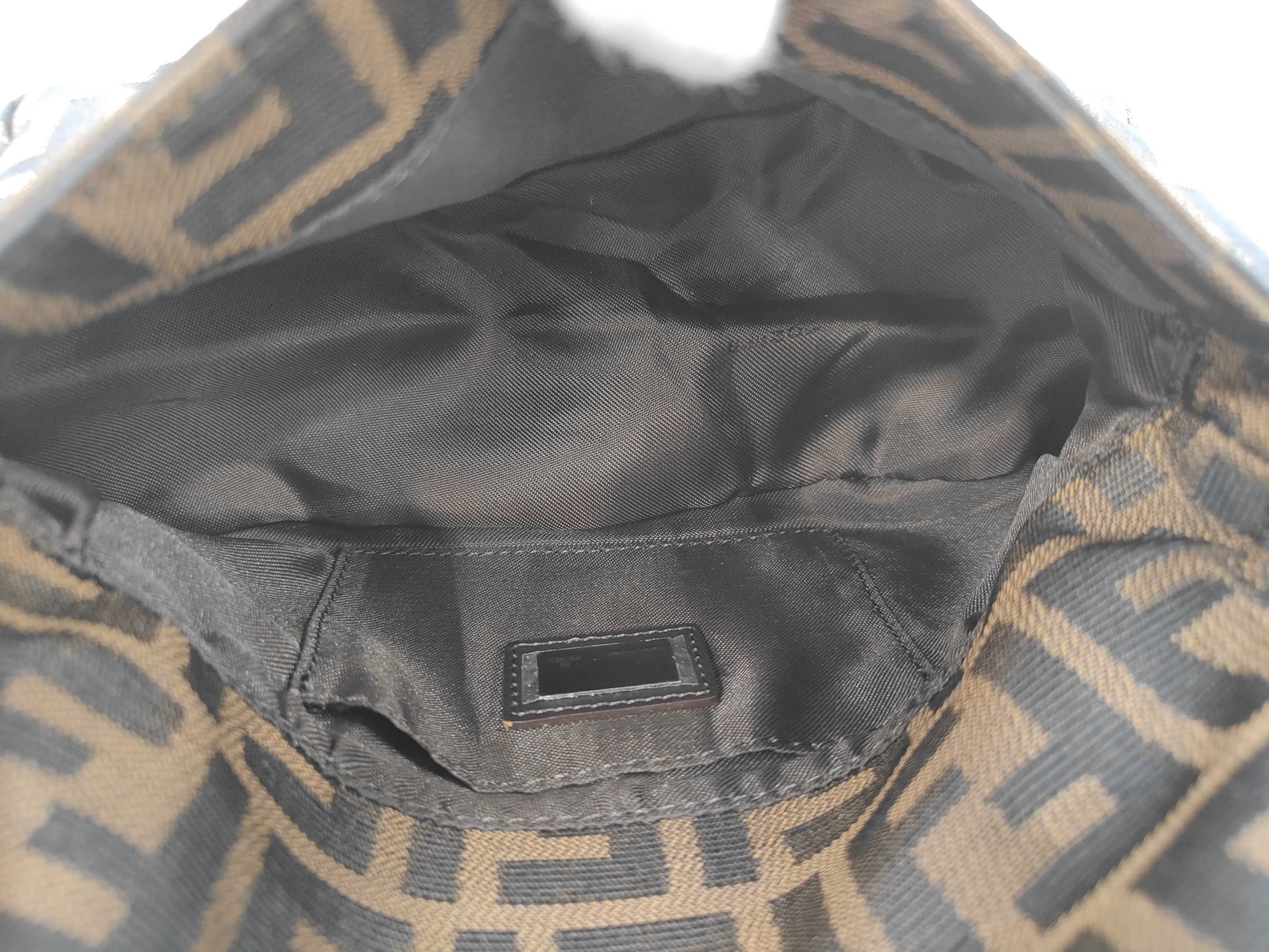 Zucca Shoulder Bag — view 9