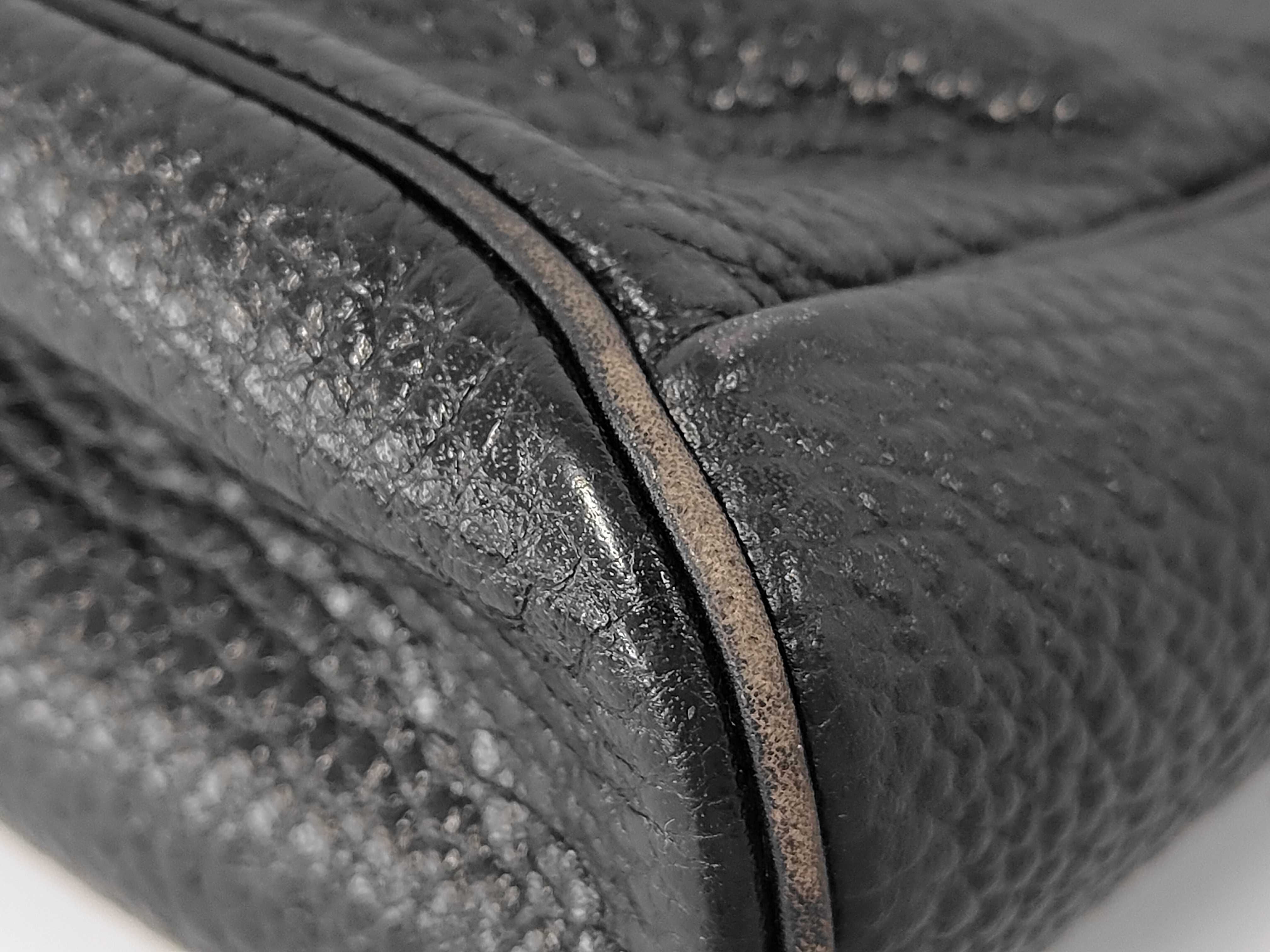 Shoulder bag / Leather — view 6