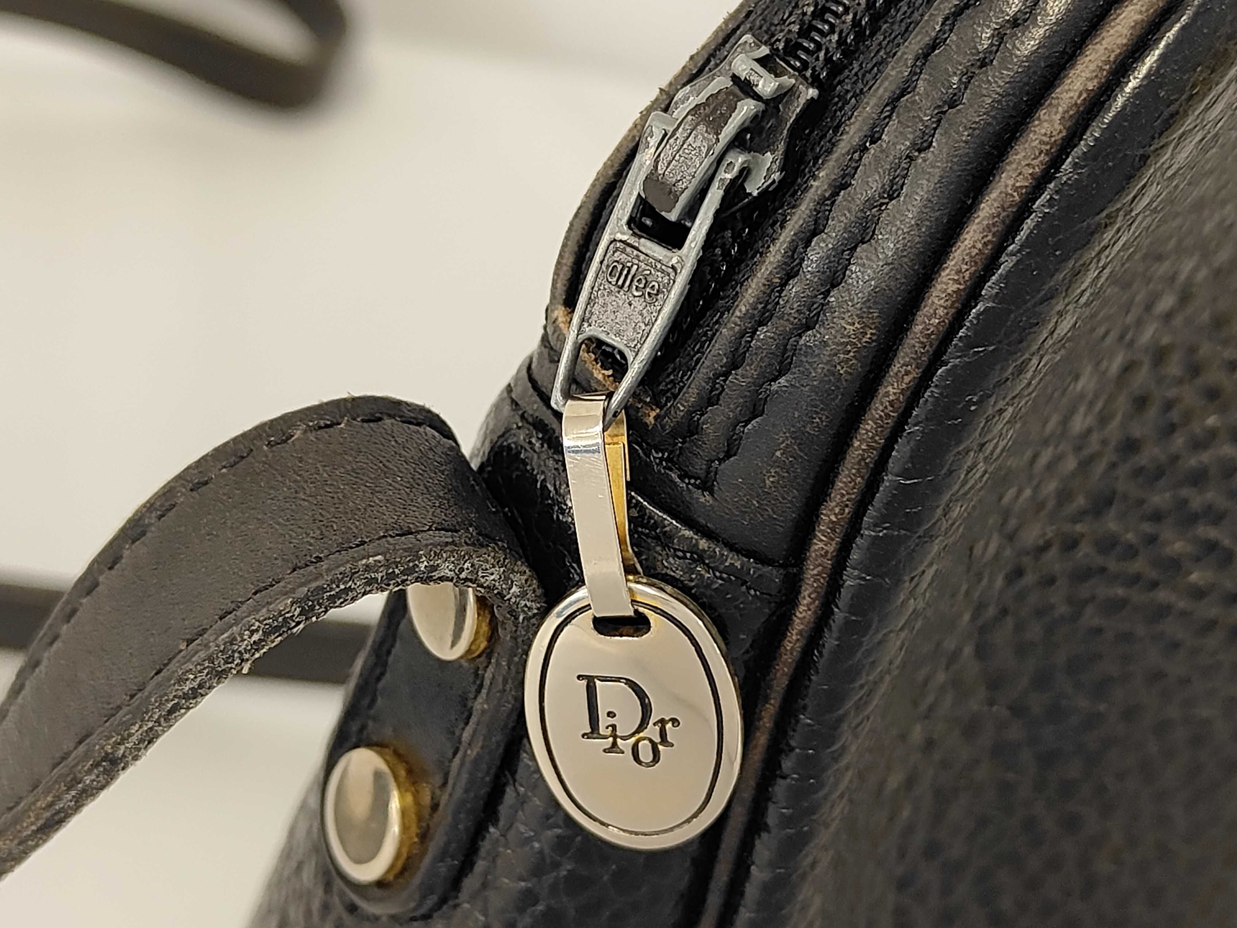 Shoulder bag / Leather — view 8