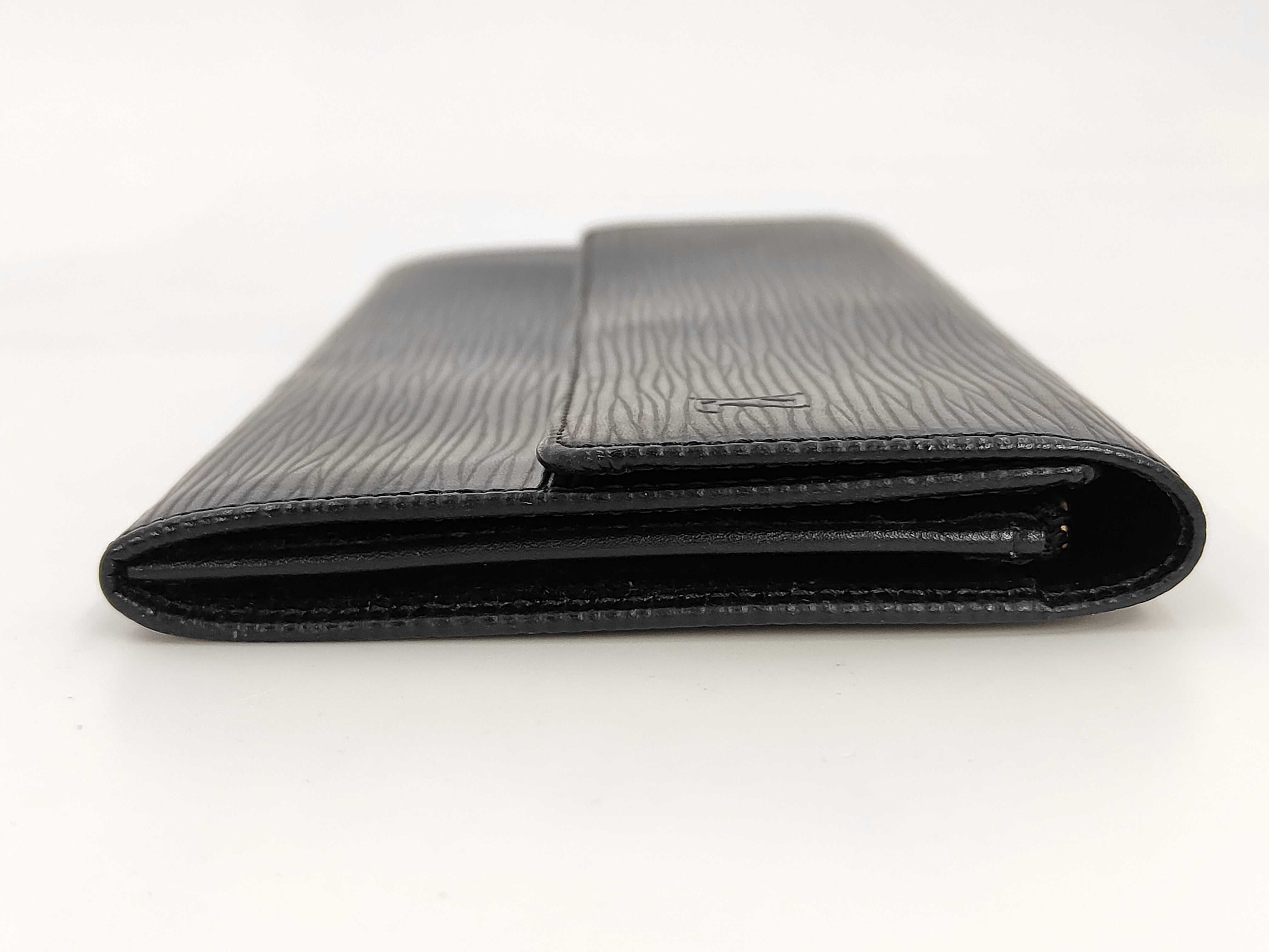 Epi Leather Wallet, Portemonnaie Credit Noir M63952 — view 4