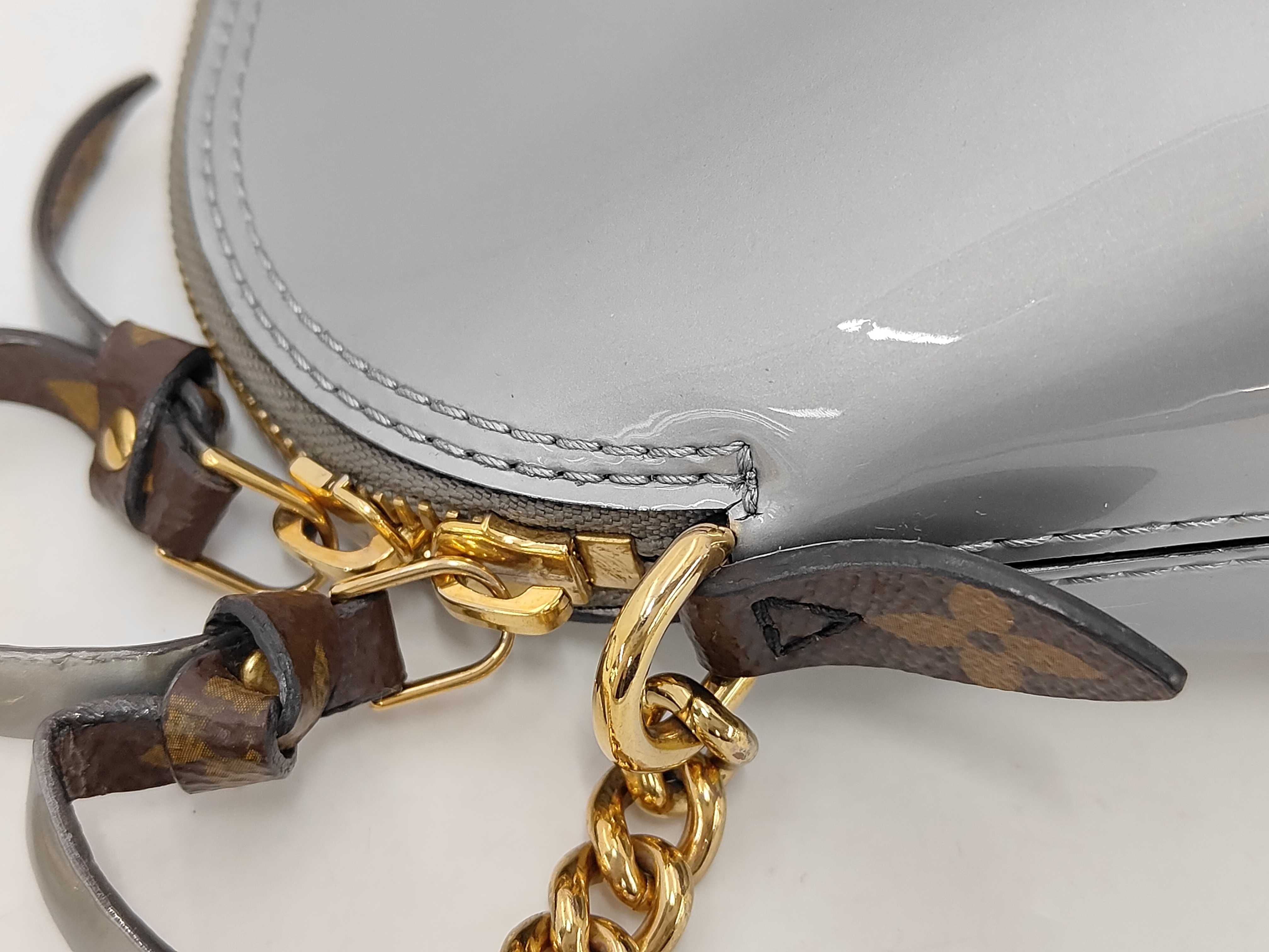 LV Bag Alma Mini Shoulder Bag — view 5