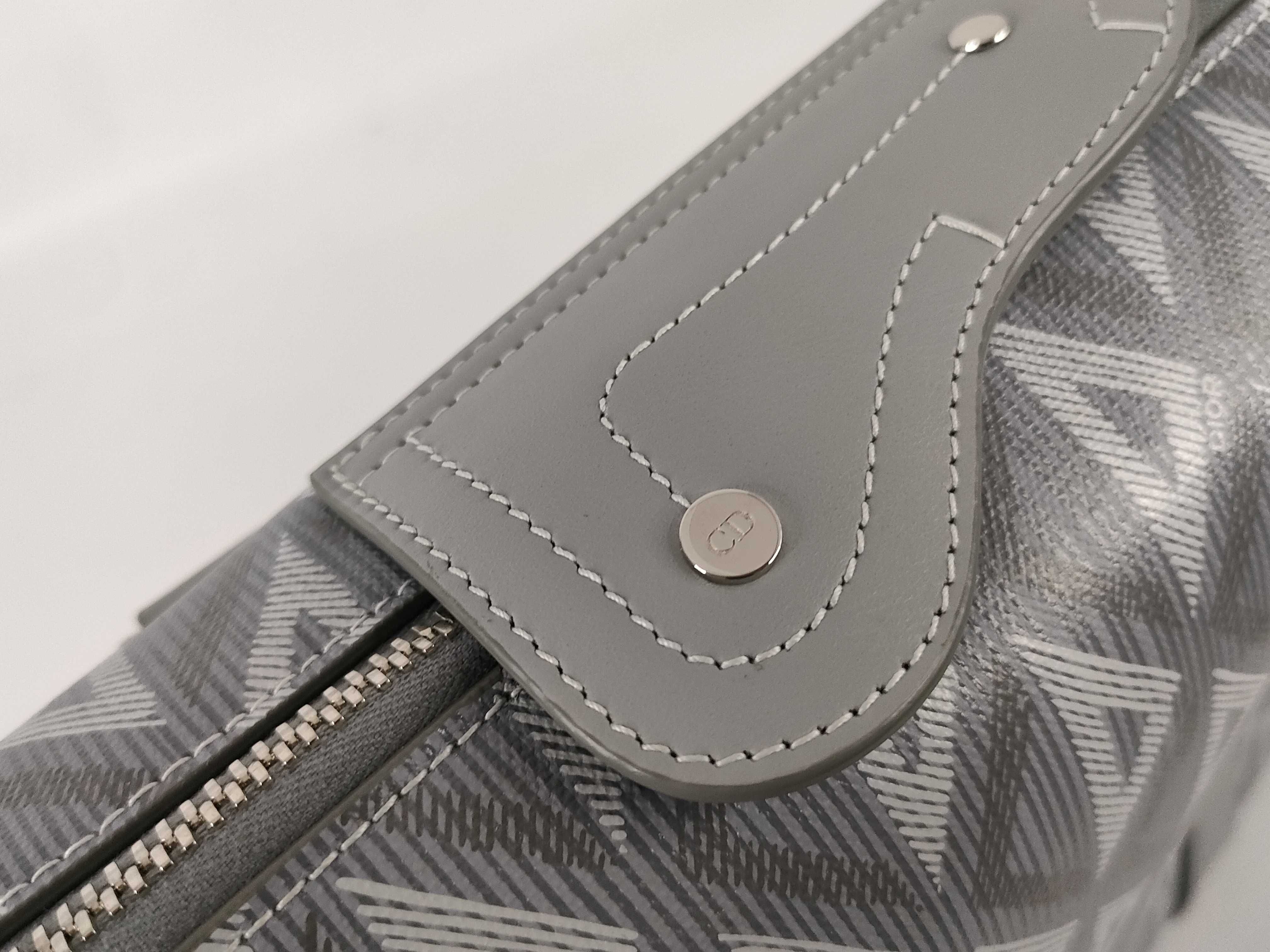 Dioringot Handbag — view 13