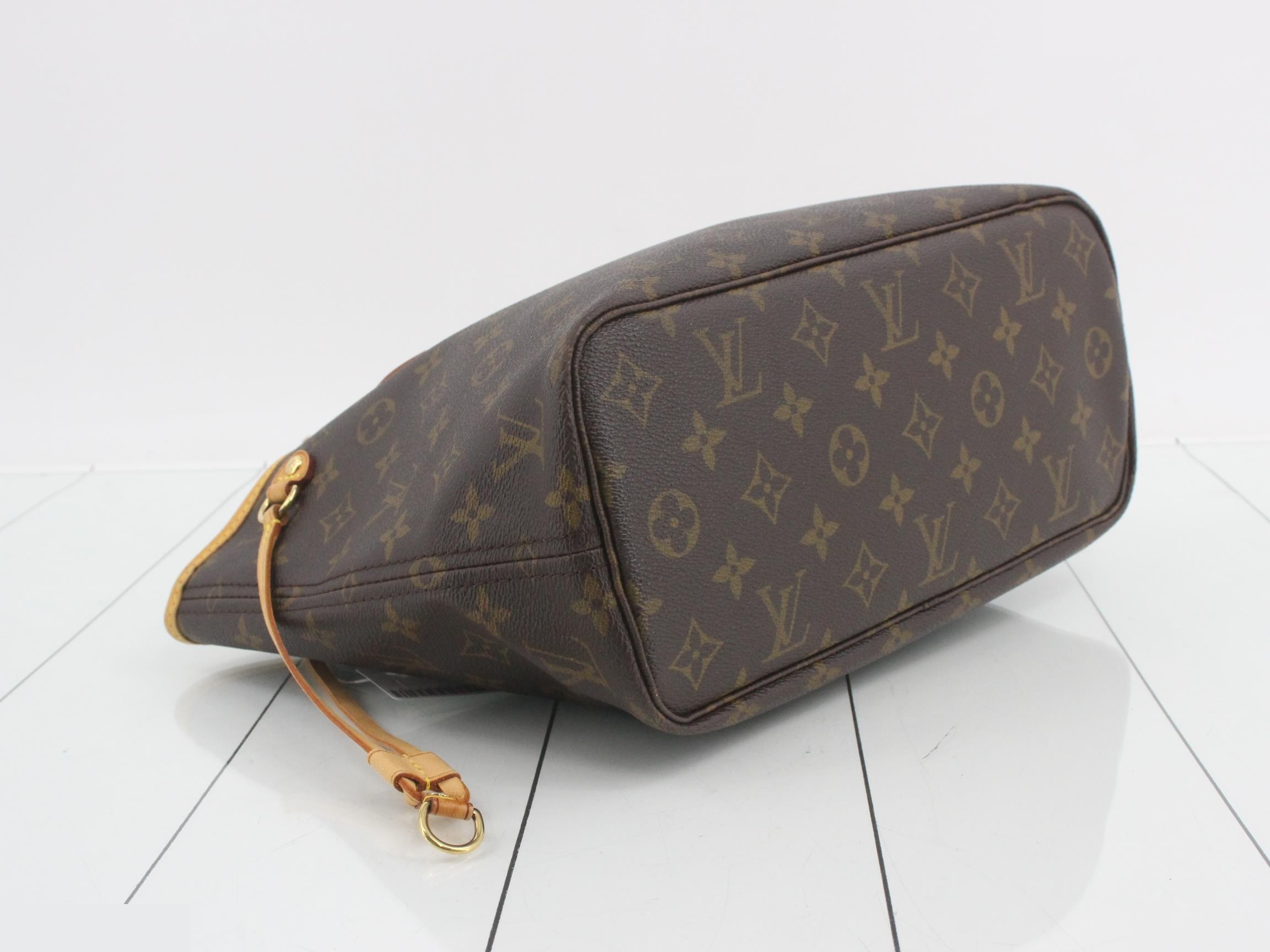 Neverfull Monogram Handbag — view 5