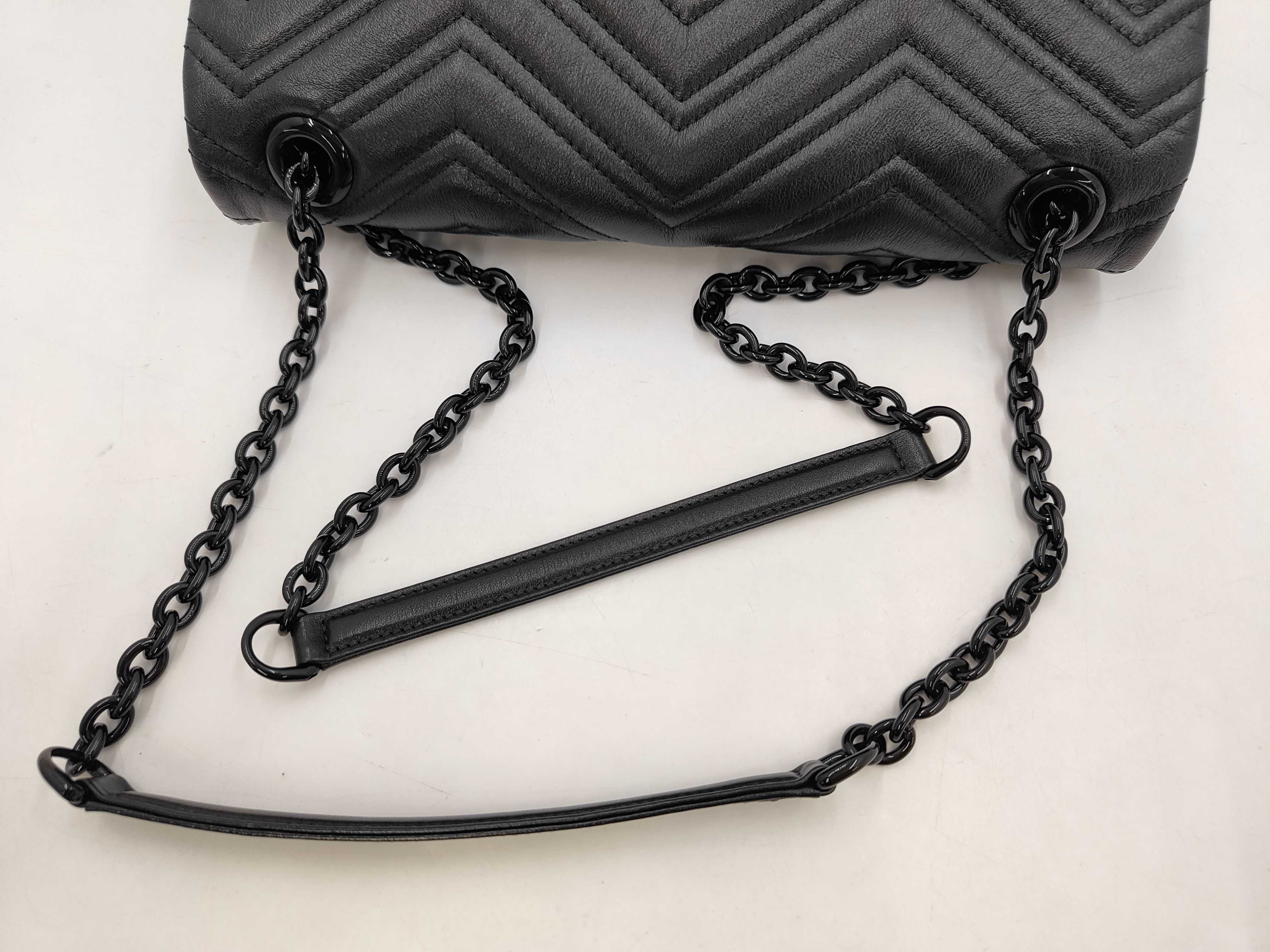 GG Marmont Medium Shoulder Bag, So Black, 850676, Current Model, Official Website Price: ¥429,000, Shoulder Bag — view 5