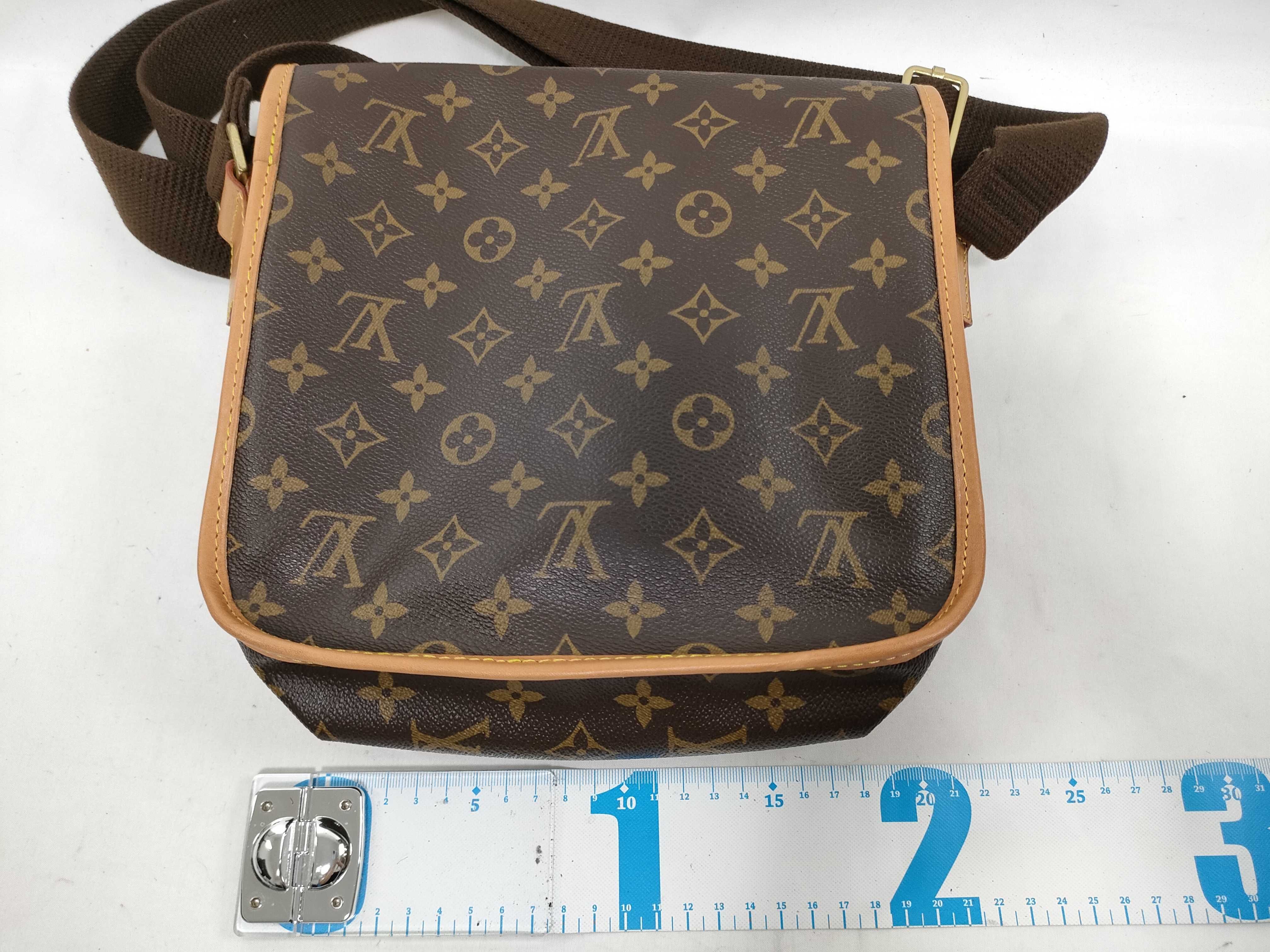Monogram LV Monogram Messenger Bosphore PM M40106 MI0076 Shoulder Bag — view 2