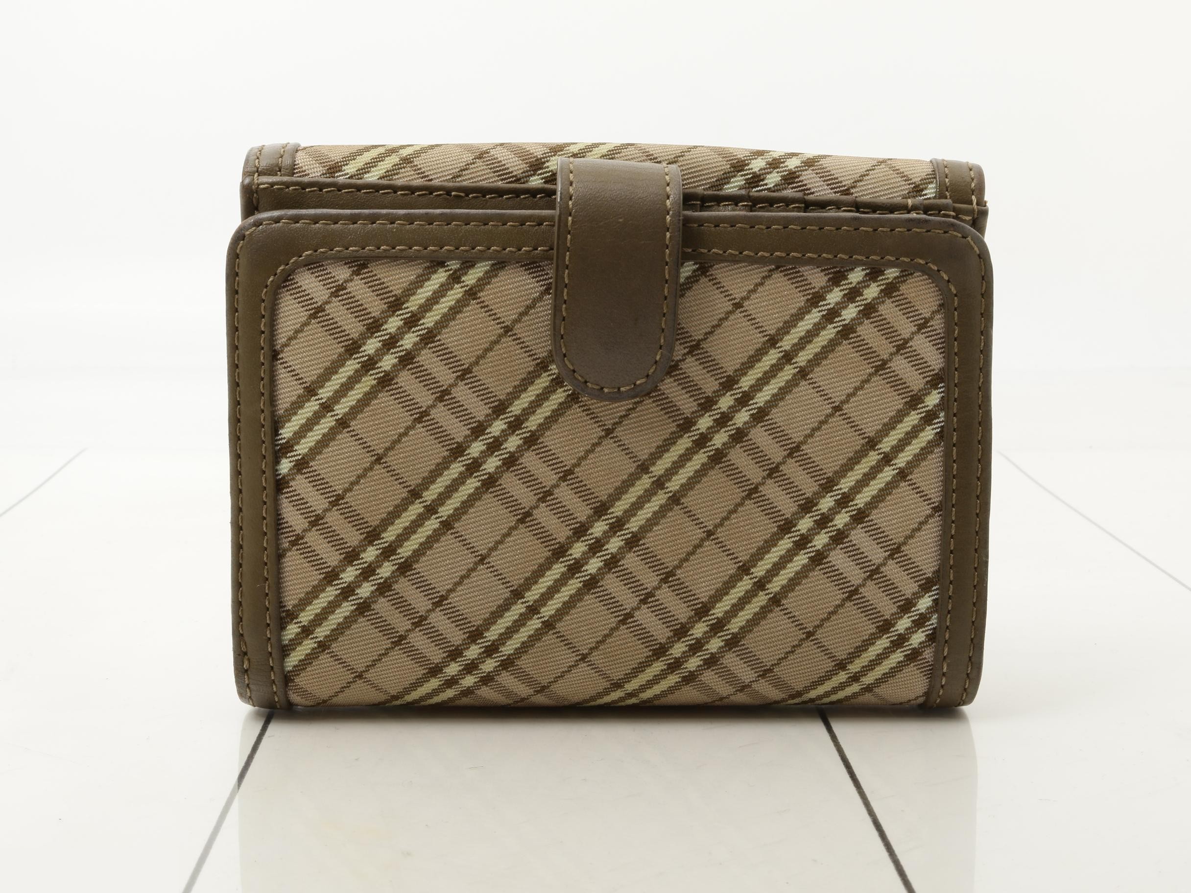 Bi-fold wallet, compact wallet — view 2