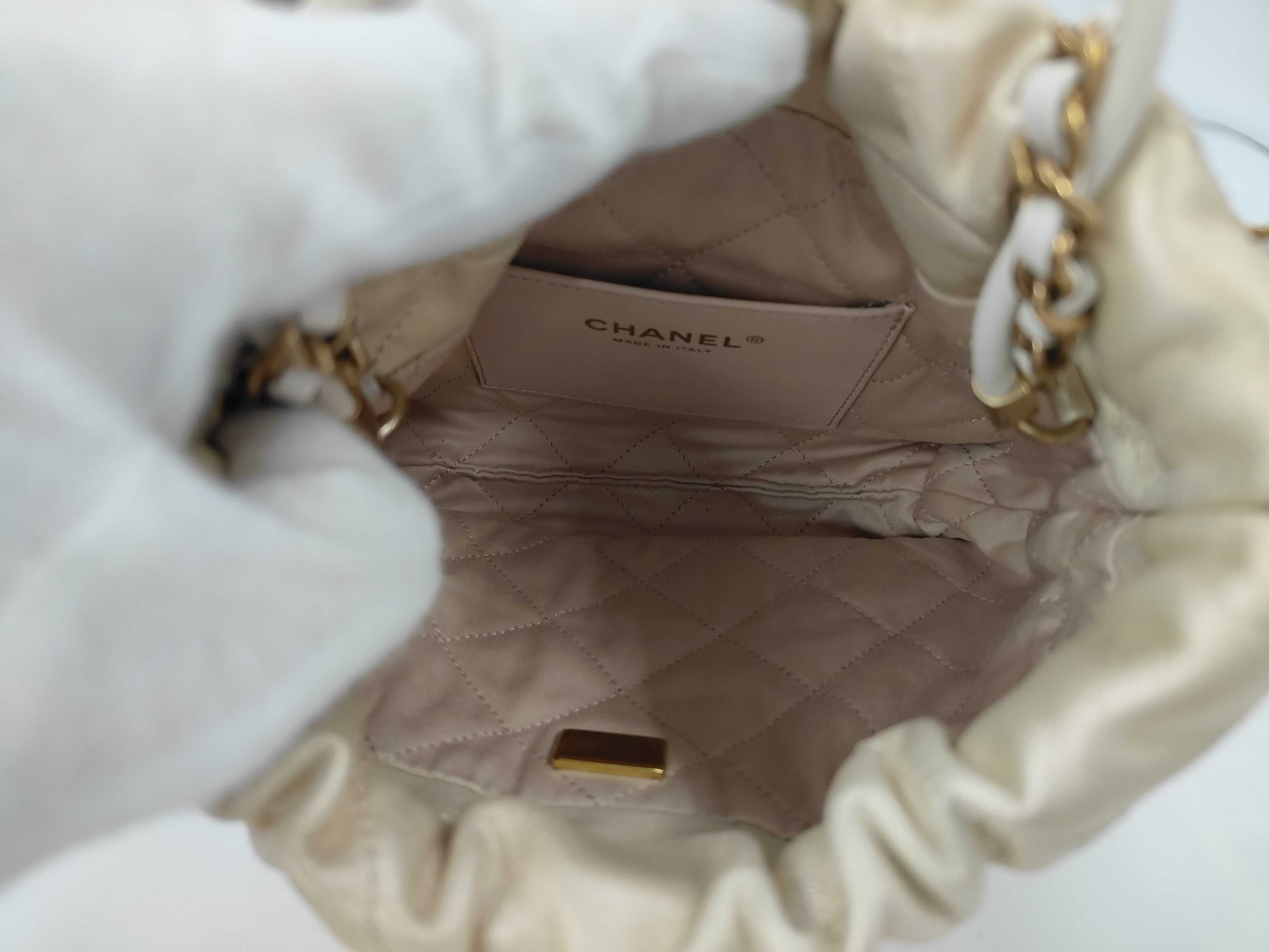 22 Shoulder Bag — view 8