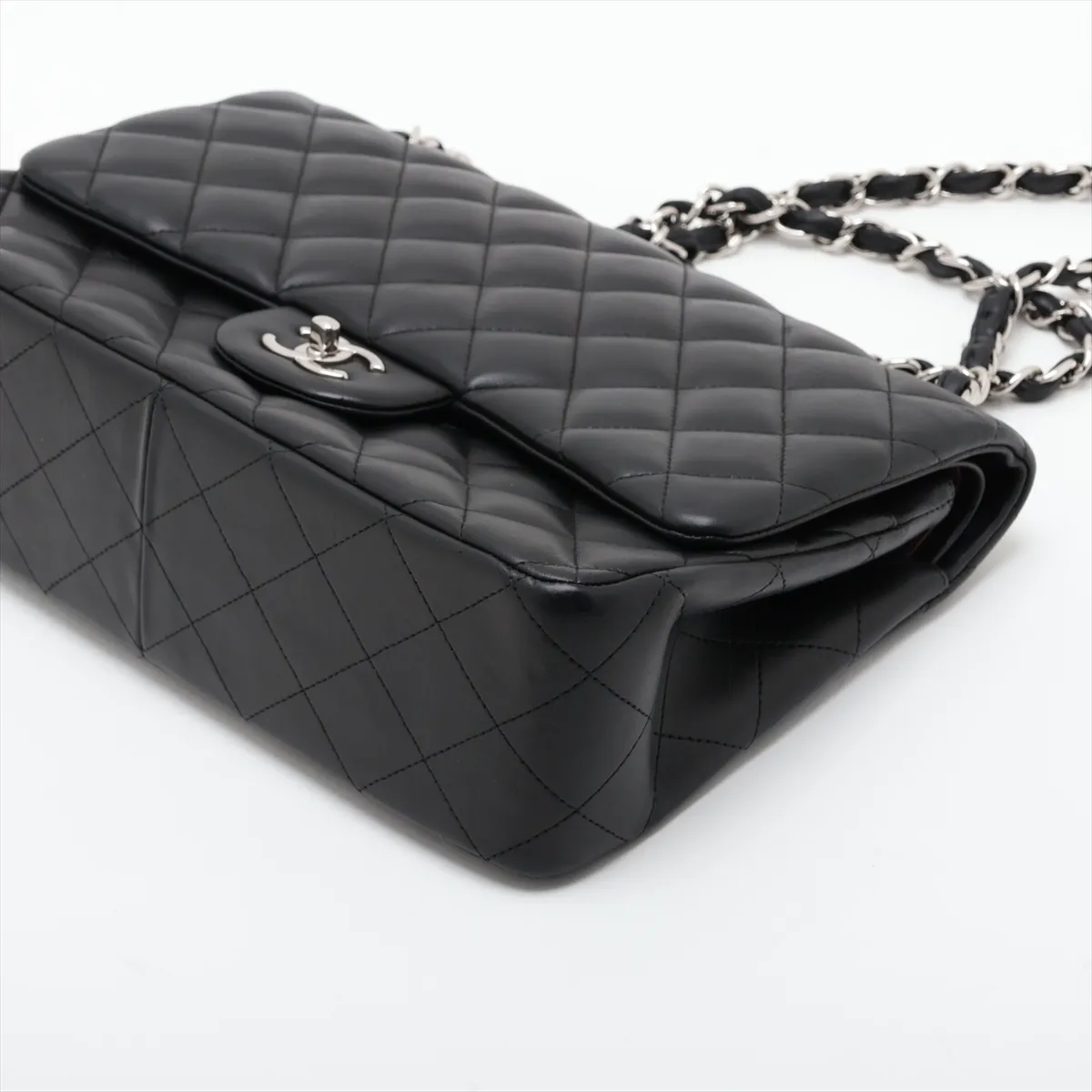 [Individually packaged] Chanel Large Matelassé 30 Lambskin Double Flap Double Chain Bag, Black with Silver Hardware, 15638549, Serial Number 15-series, A58600 — view 3