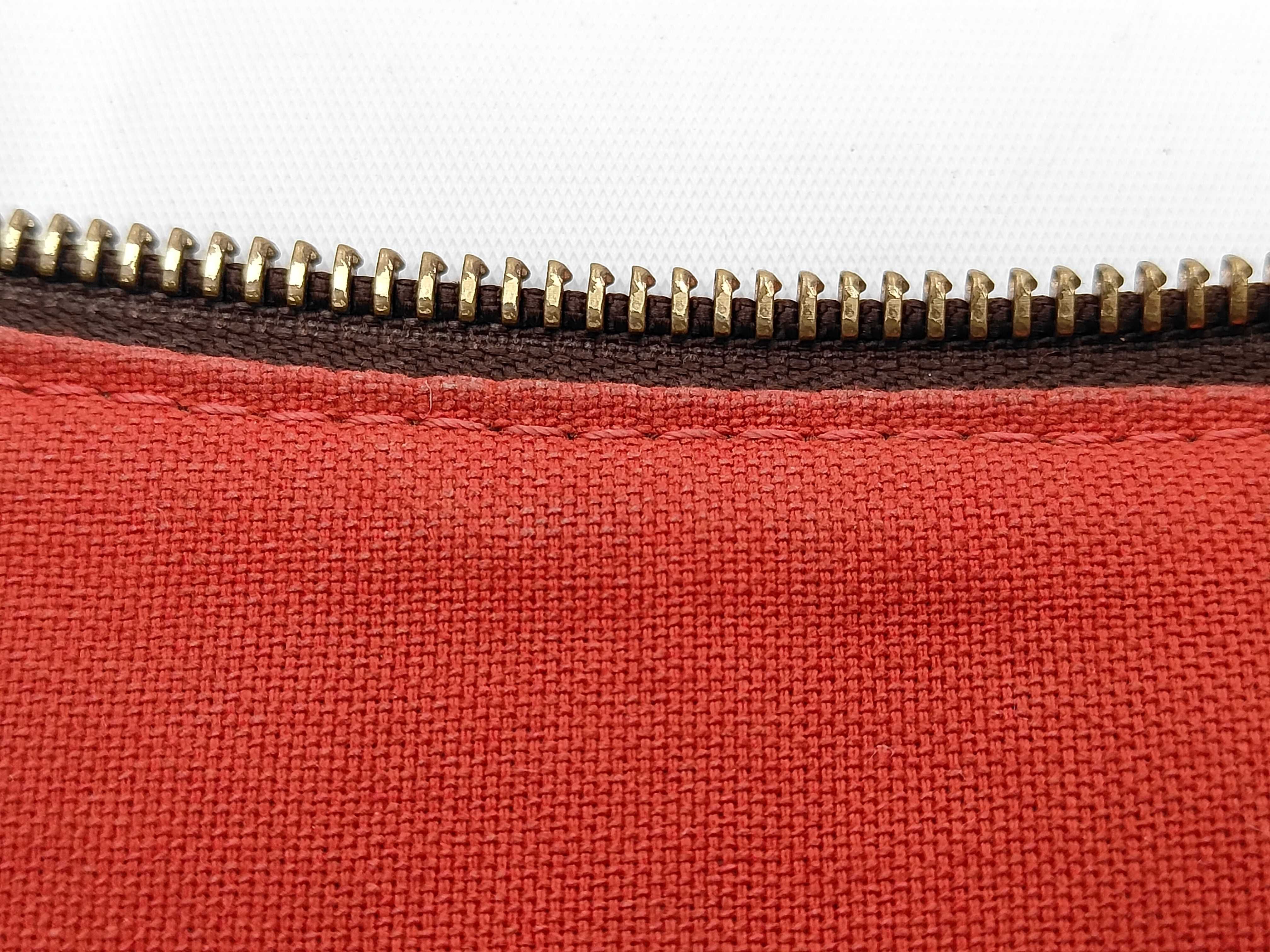 Damier Bloomsbury PM Shoulder Bag — view 11