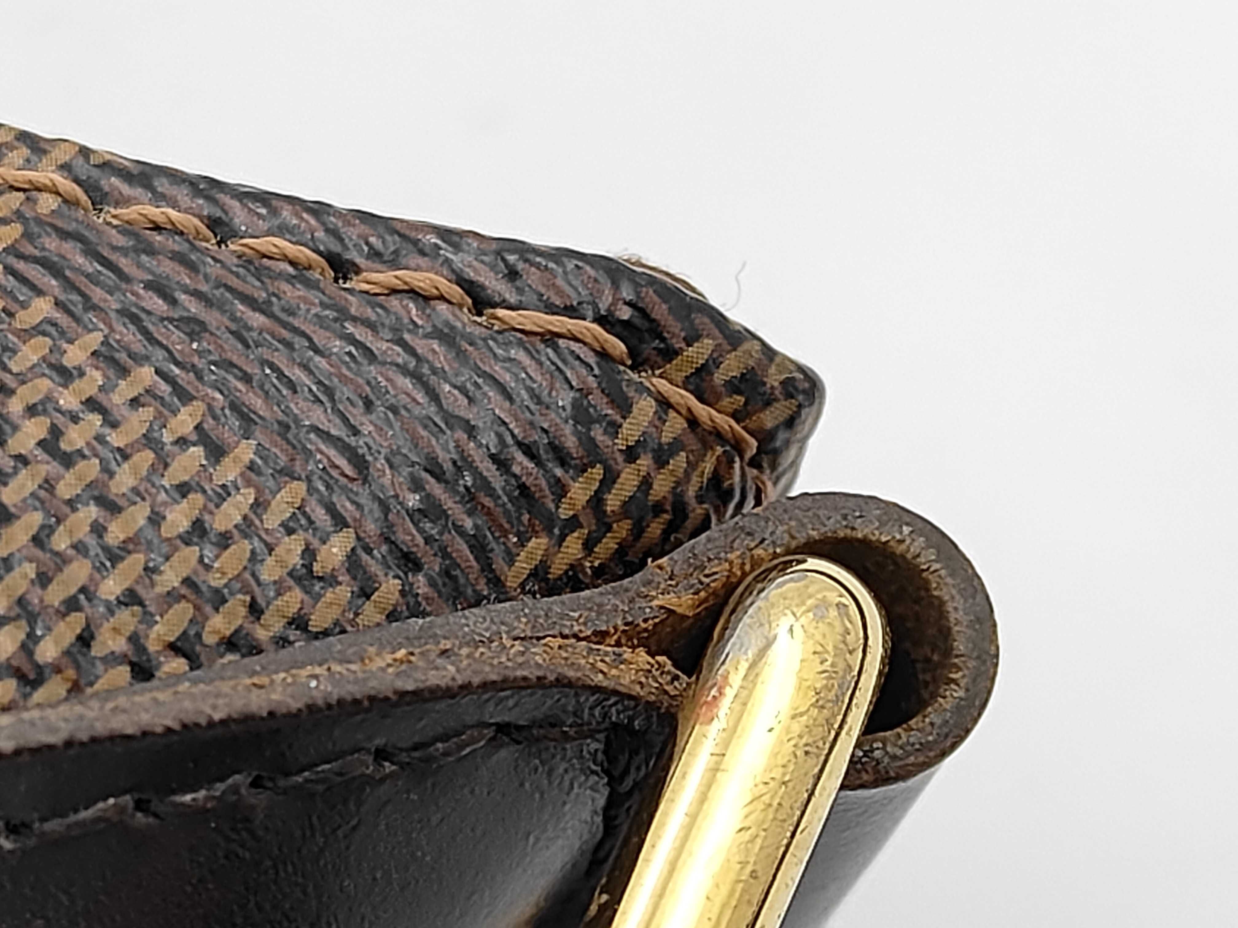 Damier Bloomsbury PM Shoulder Bag — view 7