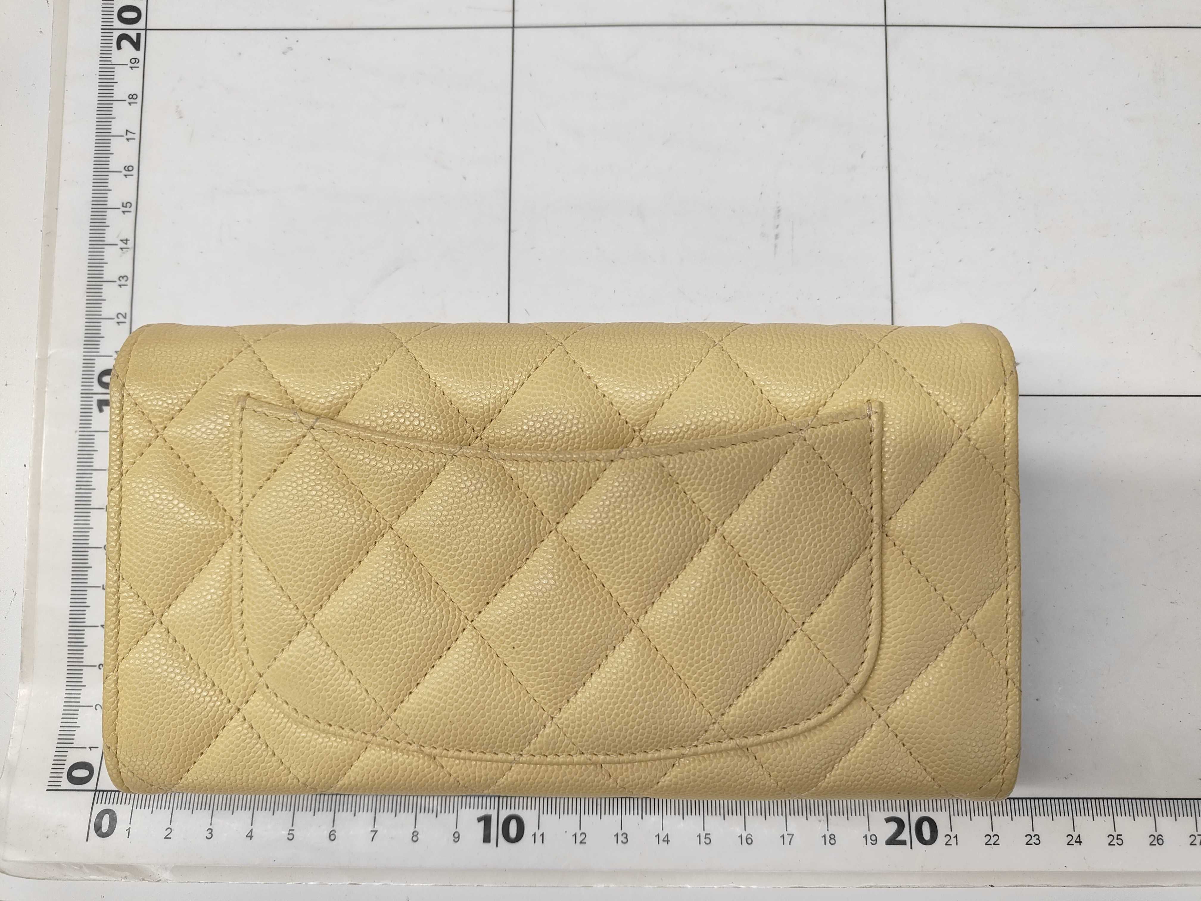 Long Wallet / Matelassé / Caviar Leather / Yellow / TKAE5CAE Wallet — view 2