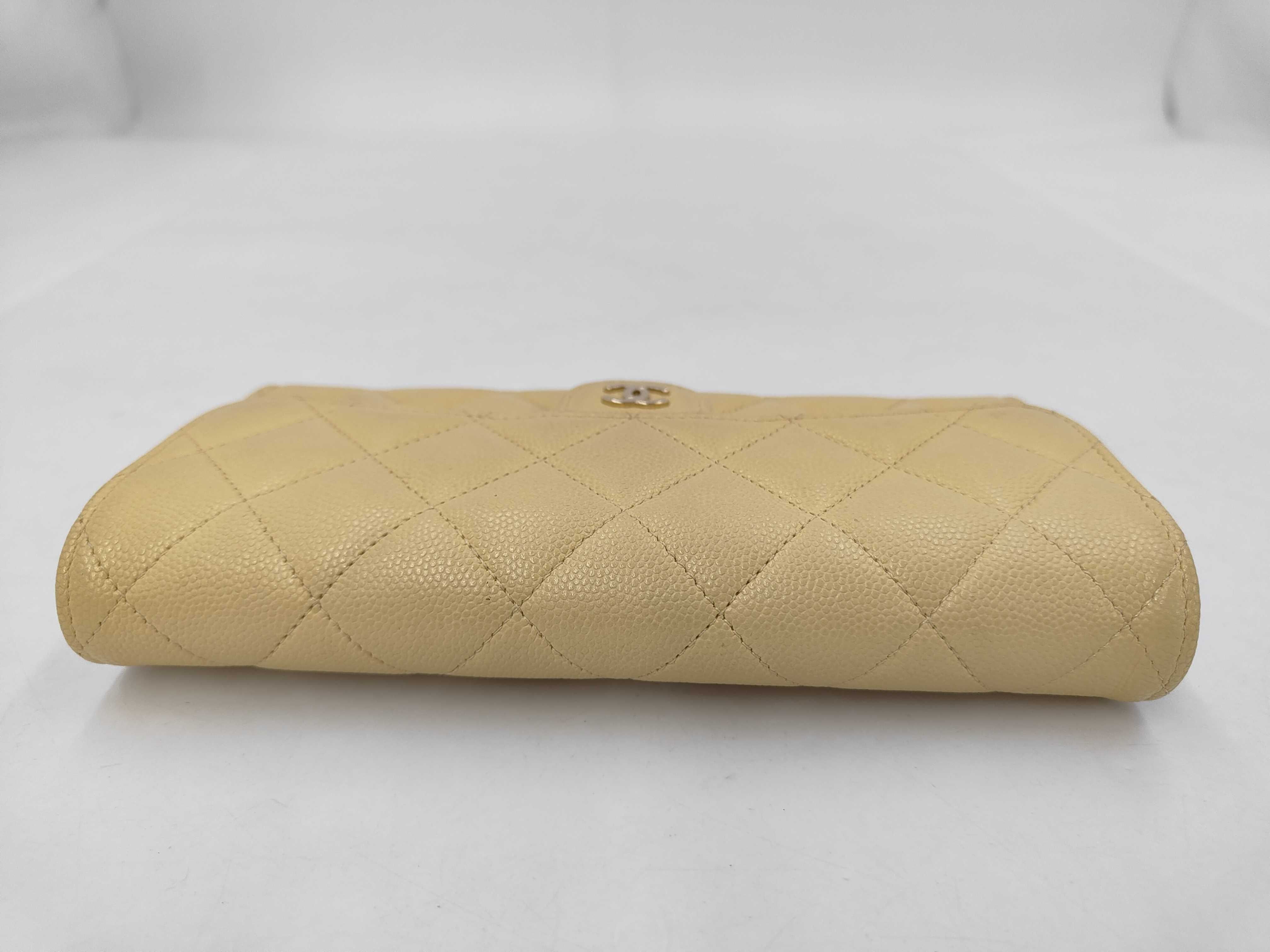 Long Wallet / Matelassé / Caviar Leather / Yellow / TKAE5CAE Wallet — view 5