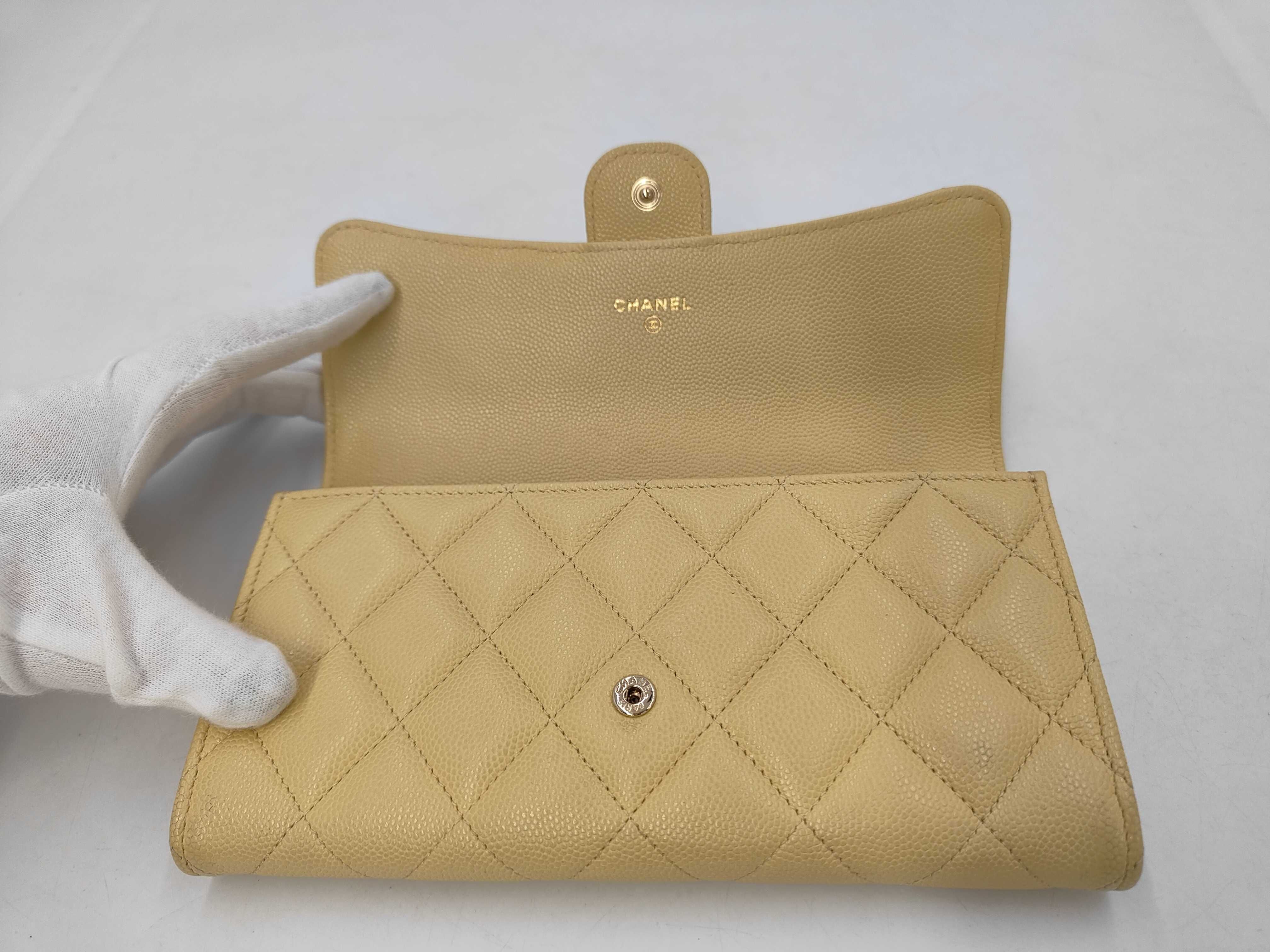 Long Wallet / Matelassé / Caviar Leather / Yellow / TKAE5CAE Wallet — view 7