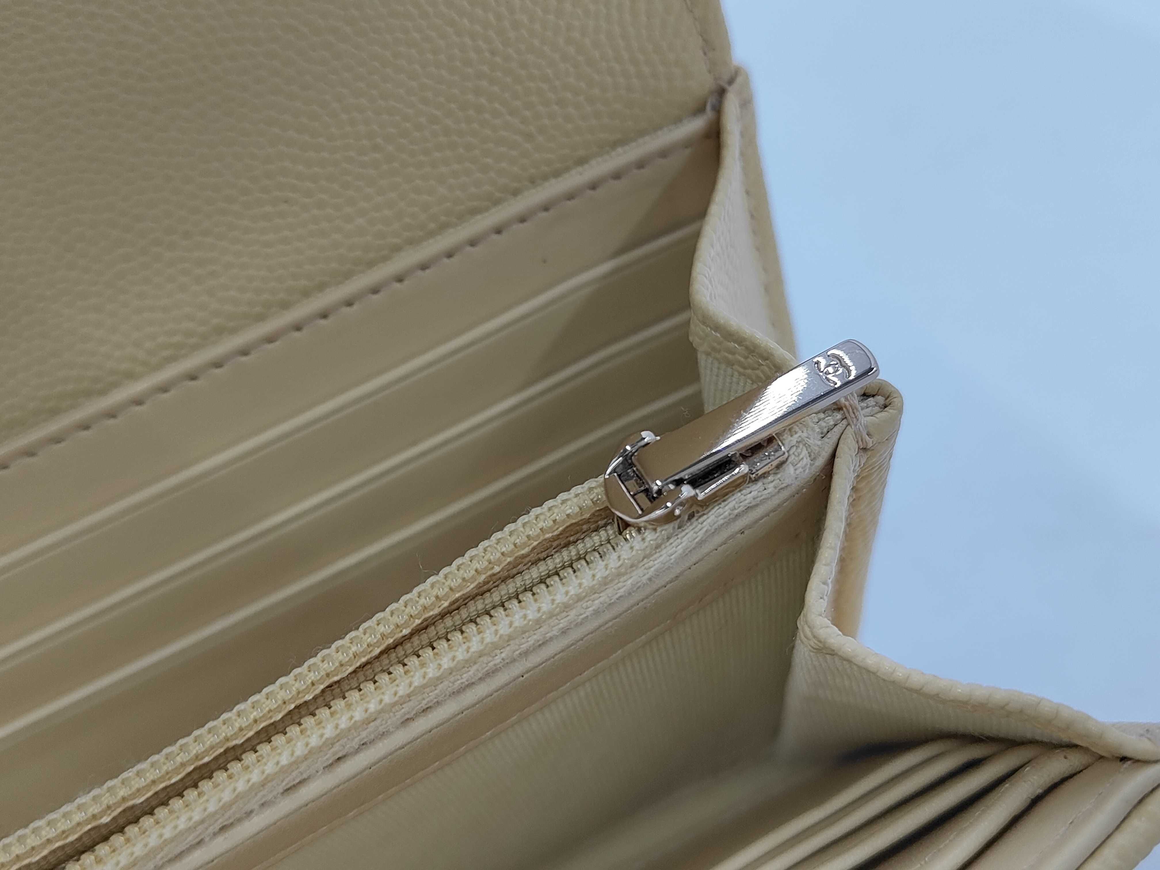 Long Wallet / Matelassé / Caviar Leather / Yellow / TKAE5CAE Wallet — view 9