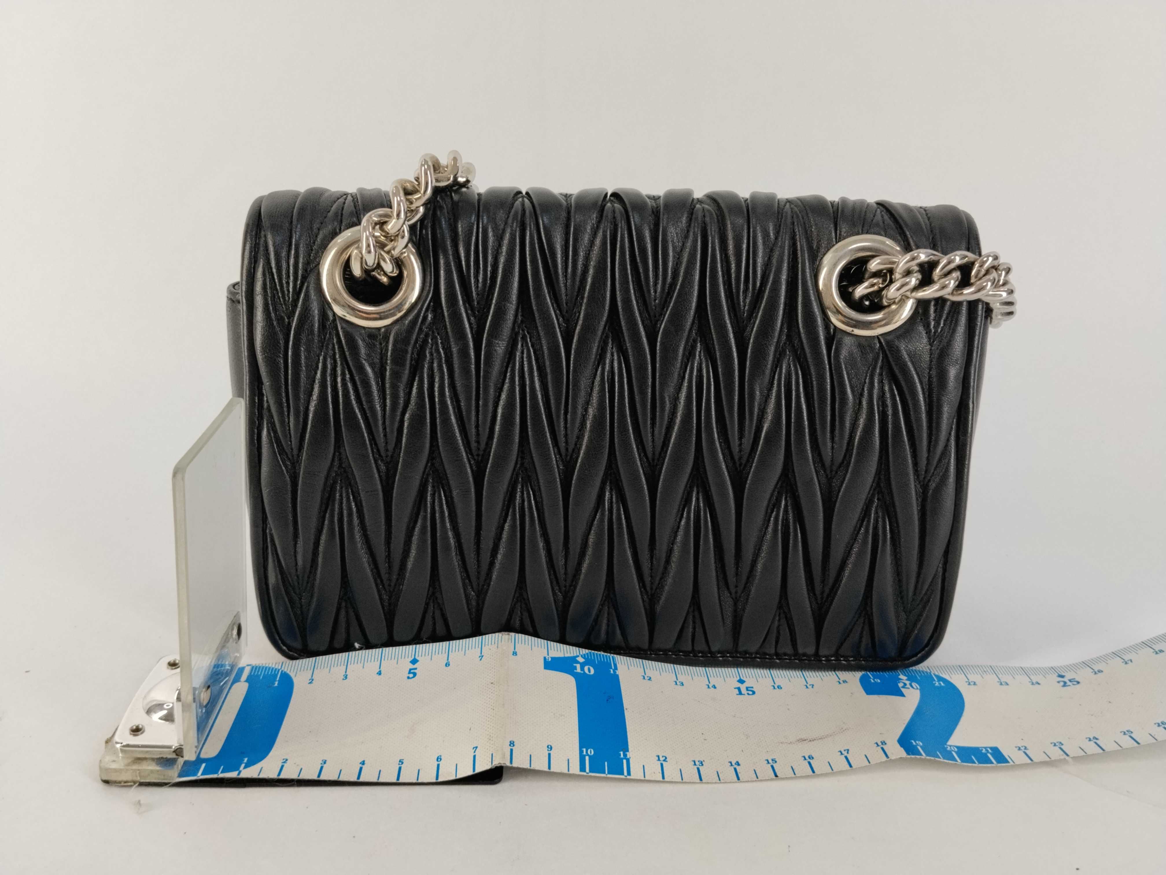 Pleated Nappa Leather Chain Bag Shoulder Bag — view 2