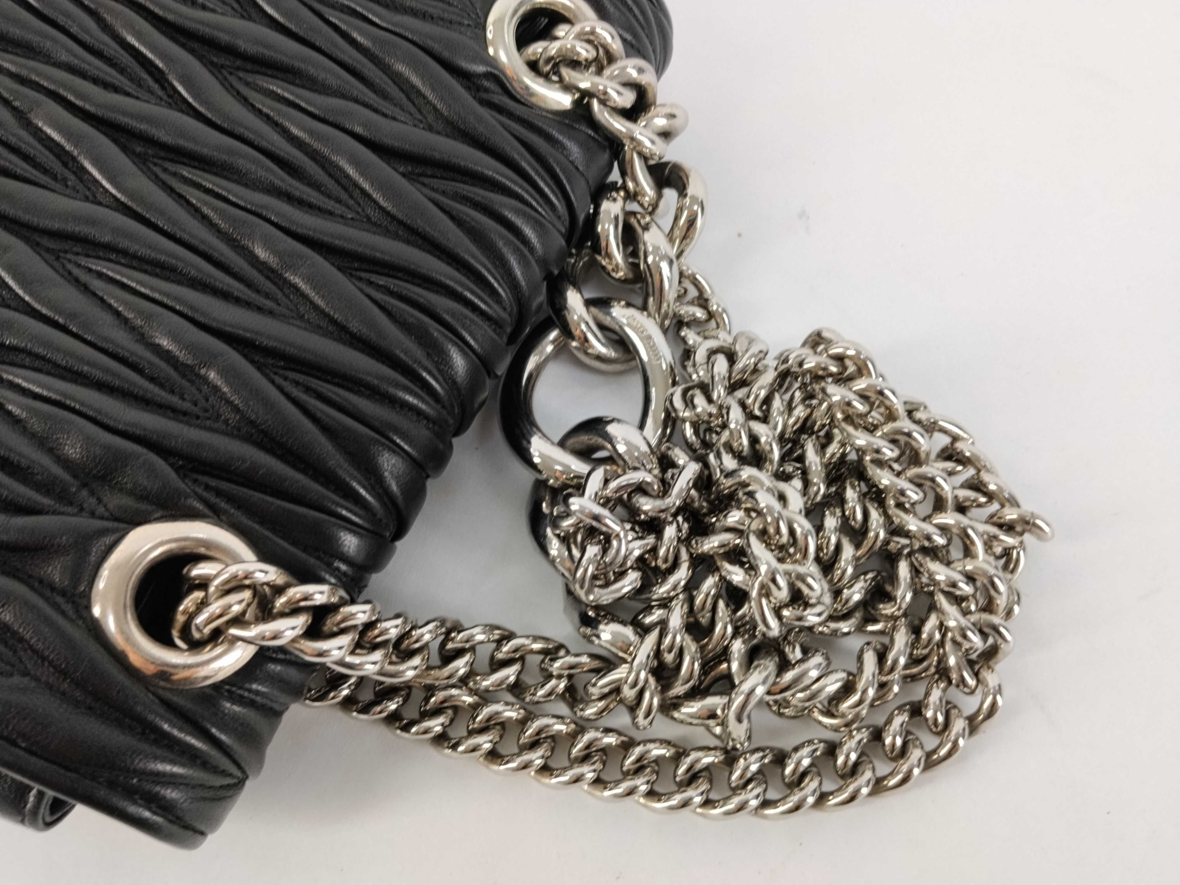 Pleated Nappa Leather Chain Bag Shoulder Bag — view 3