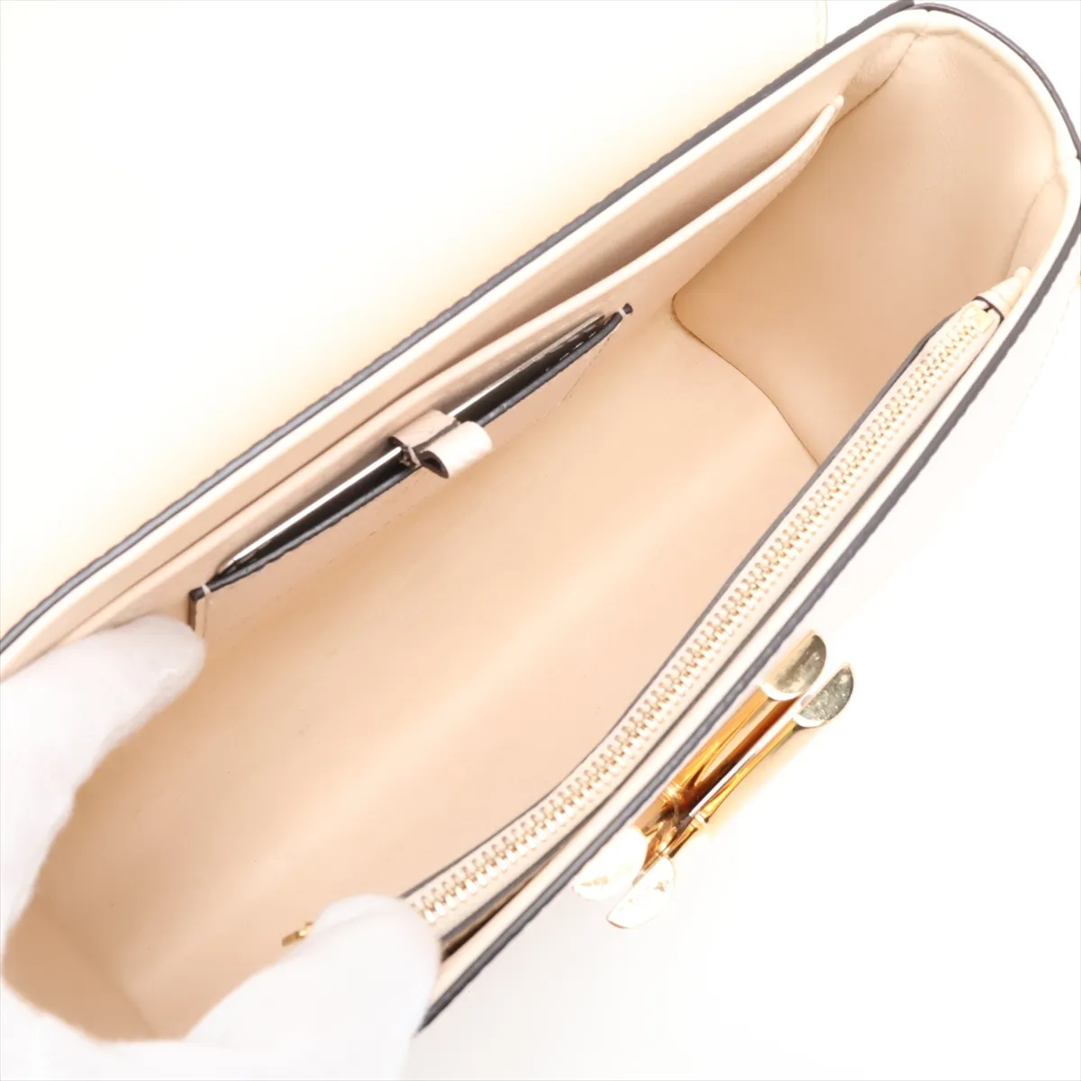 Epi Twist MM - Beige, RFID responsive, with mirror. — view 6