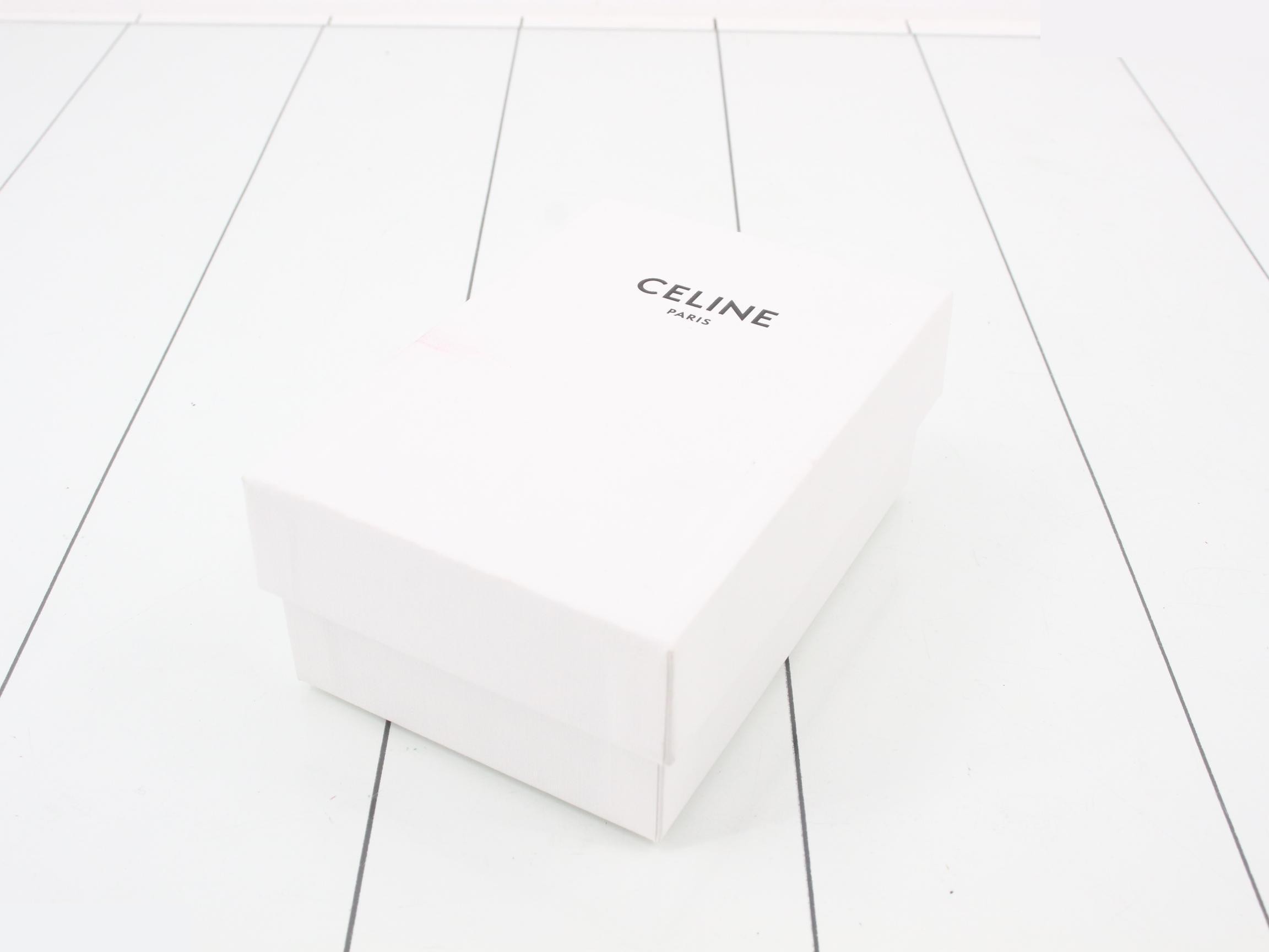 wallet — view 5