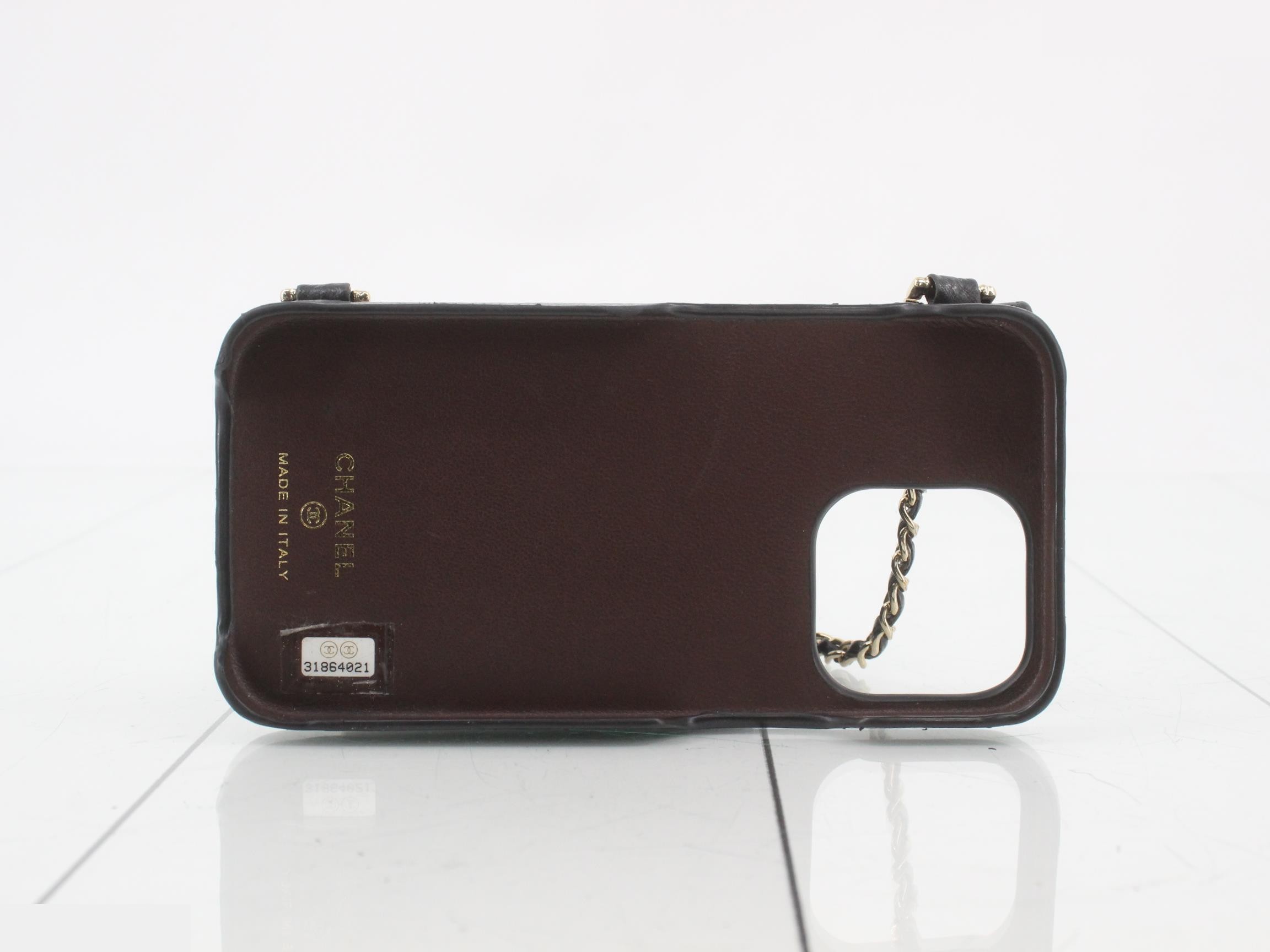 Matelassé Caviar Skin Smartphone Case, Series 31, Black — view 2