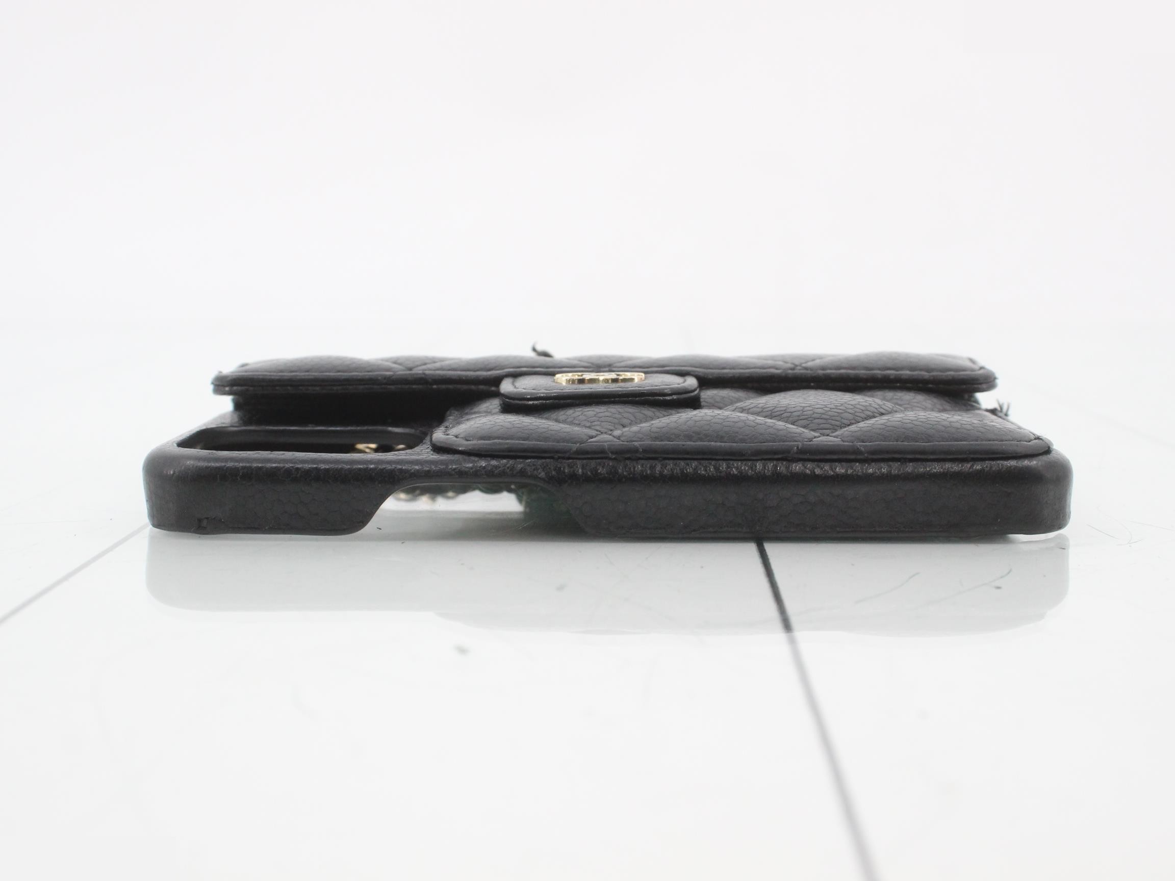Matelassé Caviar Skin Smartphone Case, Series 31, Black — view 3