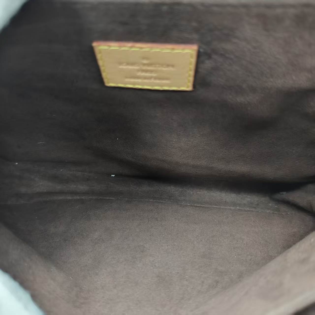 【*Shipped from: China*】LOUIS VUITTON PU Shoulder Bag — view 8