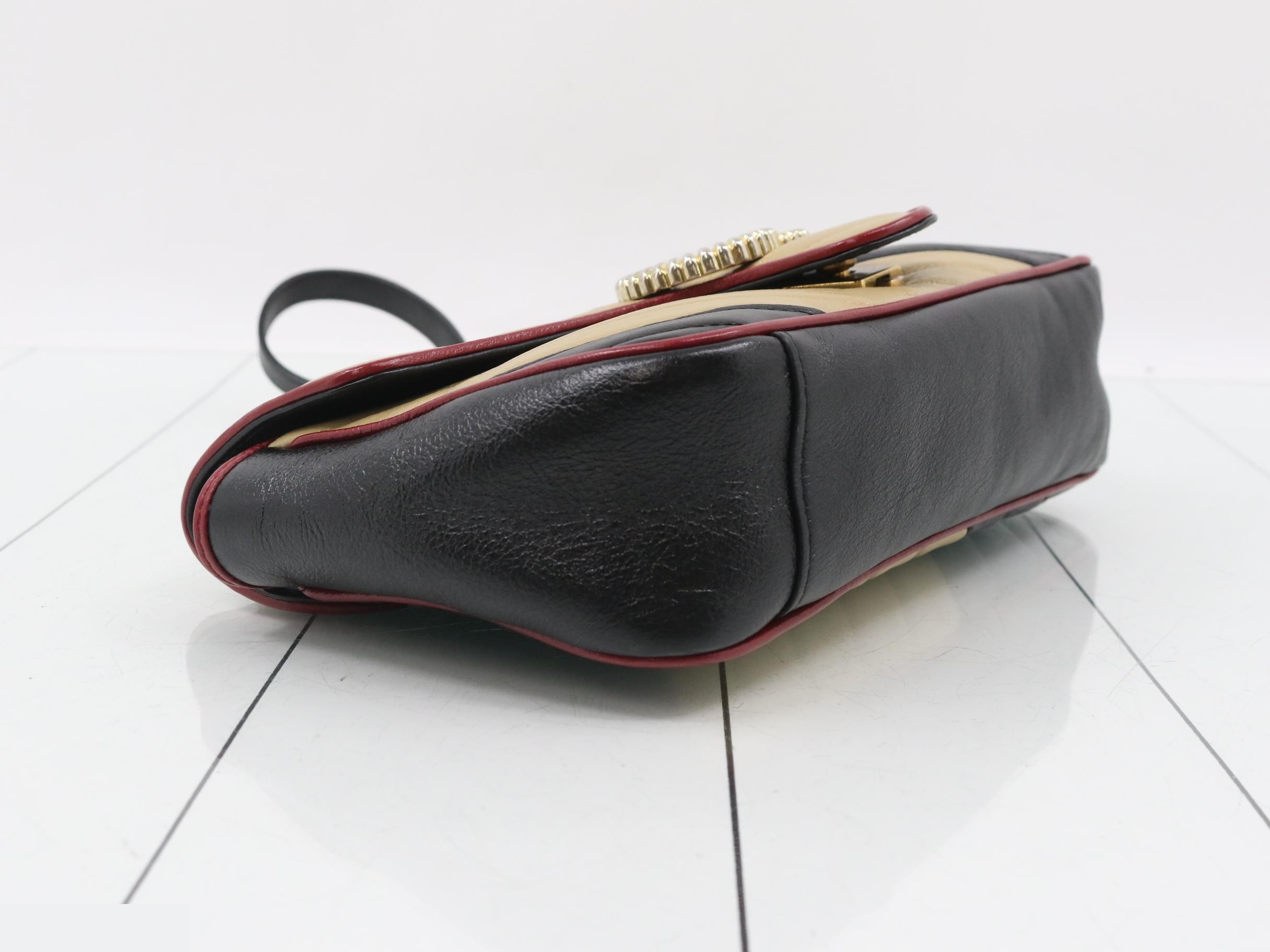 GG Marmont Quilted Shoulder Bag — view 5