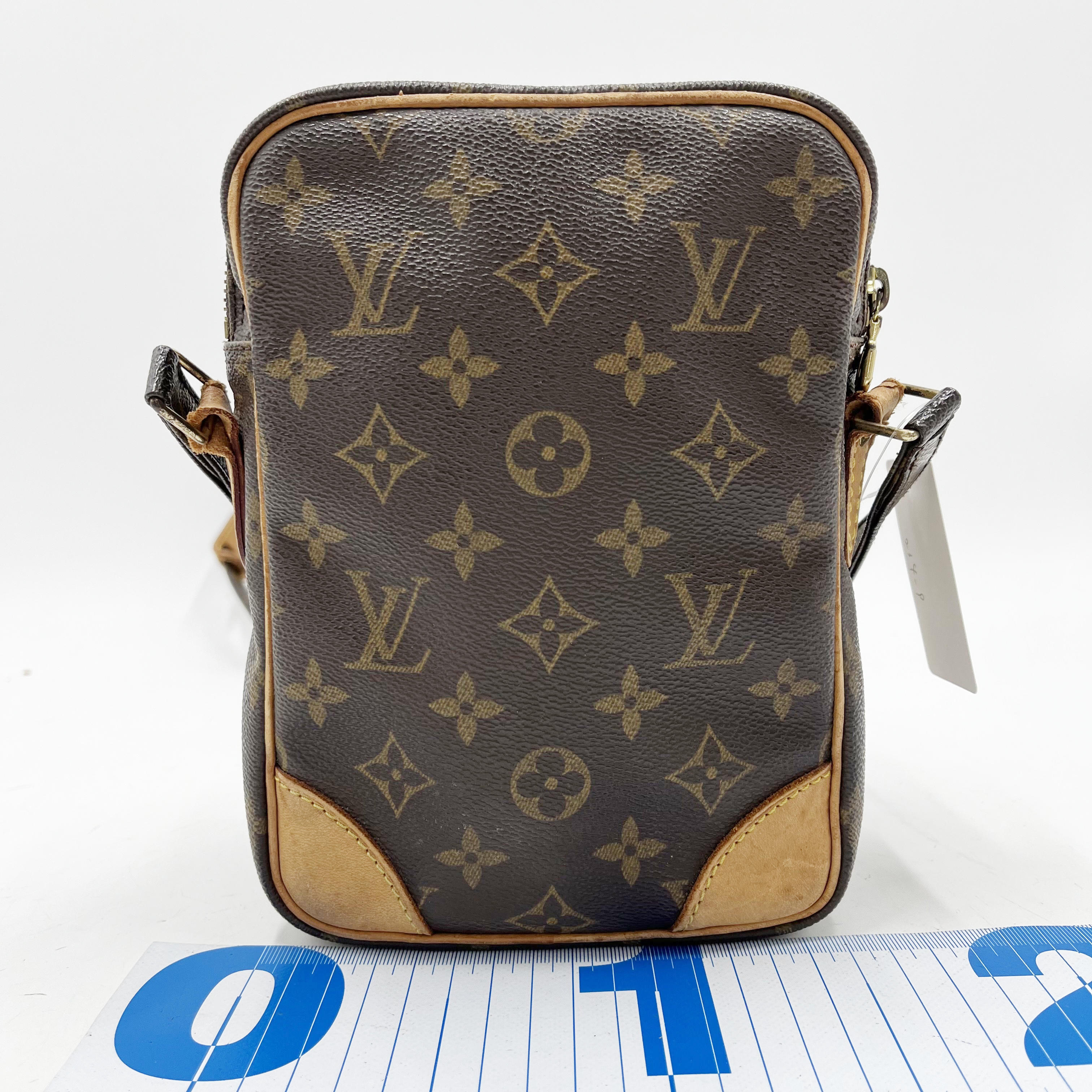 Monogram Amazon M45236 TH0052 Shoulder Bag — view 2