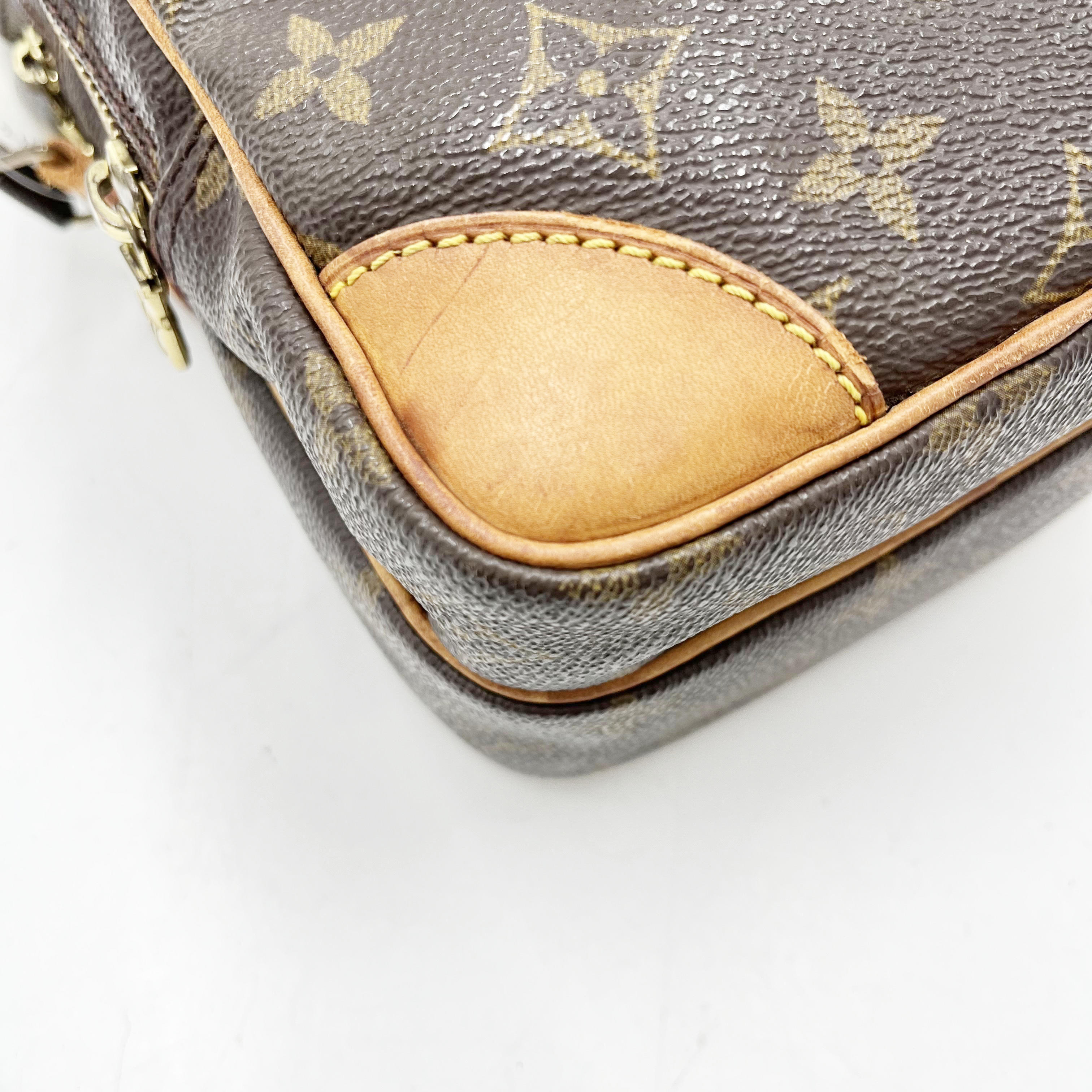 Monogram Amazon M45236 TH0052 Shoulder Bag — view 5