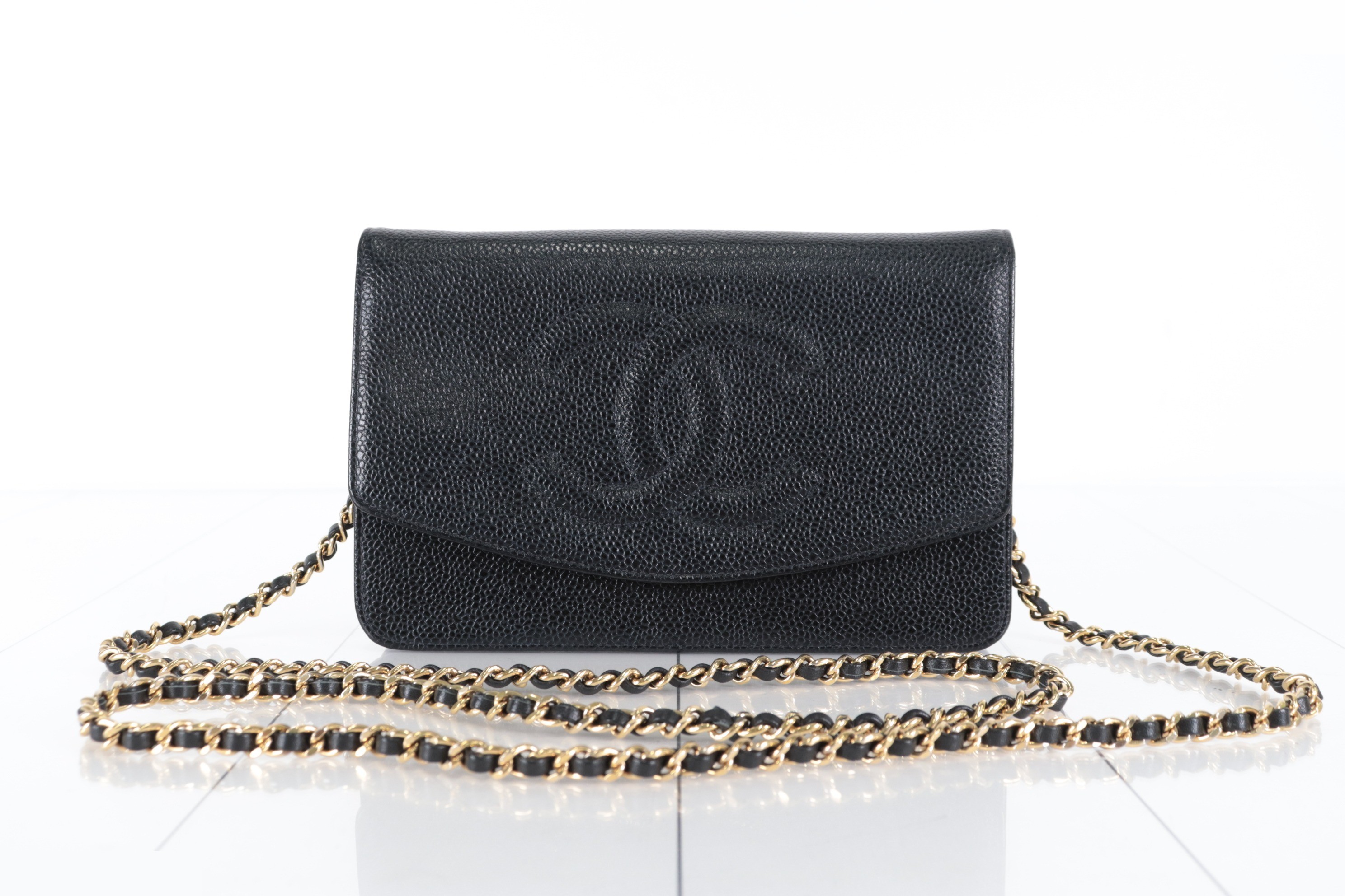 Caviar chain wallet, item number 7. — view 2