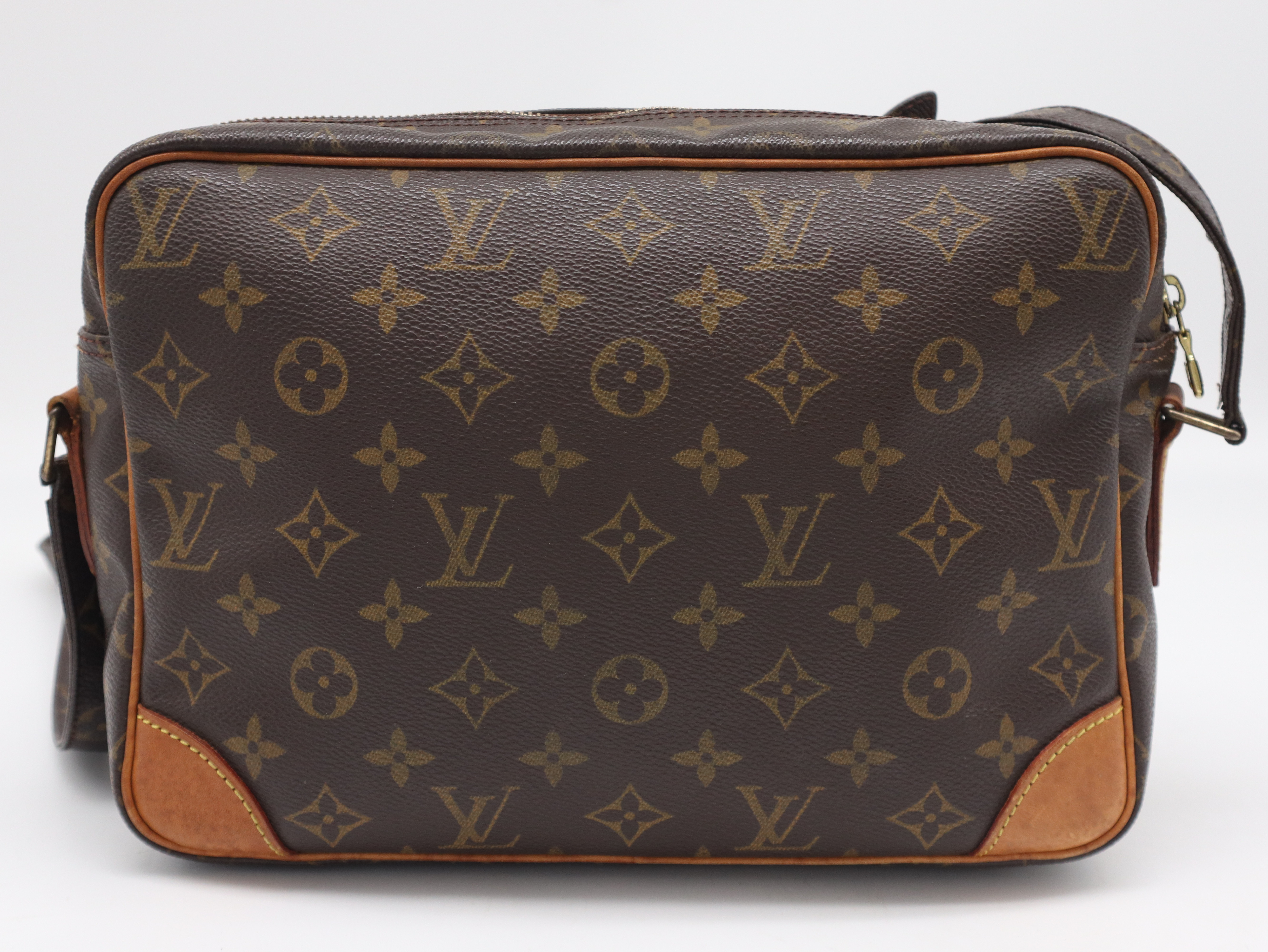 M45244 Monogram Nile Shoulder Bag — view 2