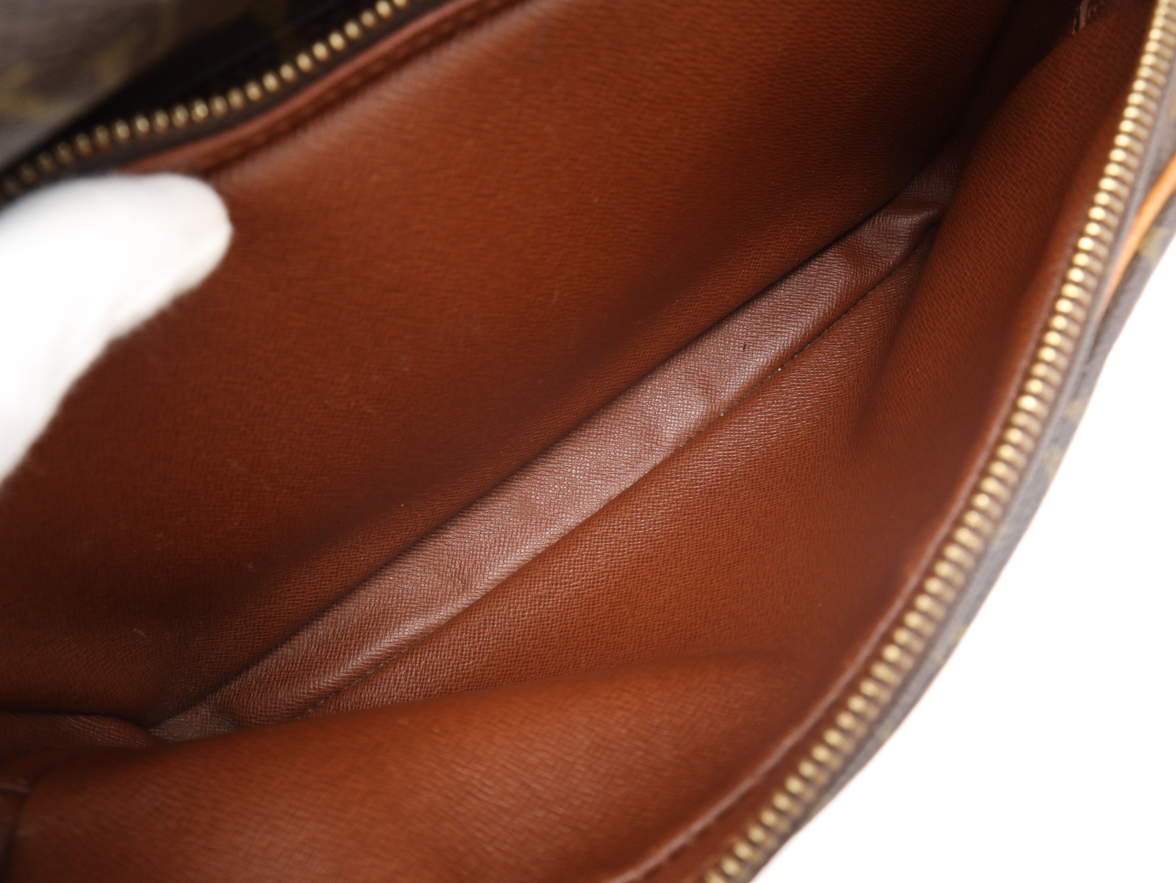 M45244 Monogram Nile Shoulder Bag — view 12